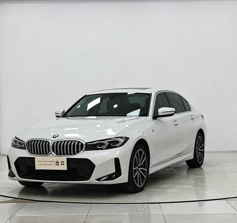 BMW 3 2023, 2 л турбо, 8-ступенчатая механическая коробка передач, Передний привод, пробег 29 000 км — авто из Китая с пробегом