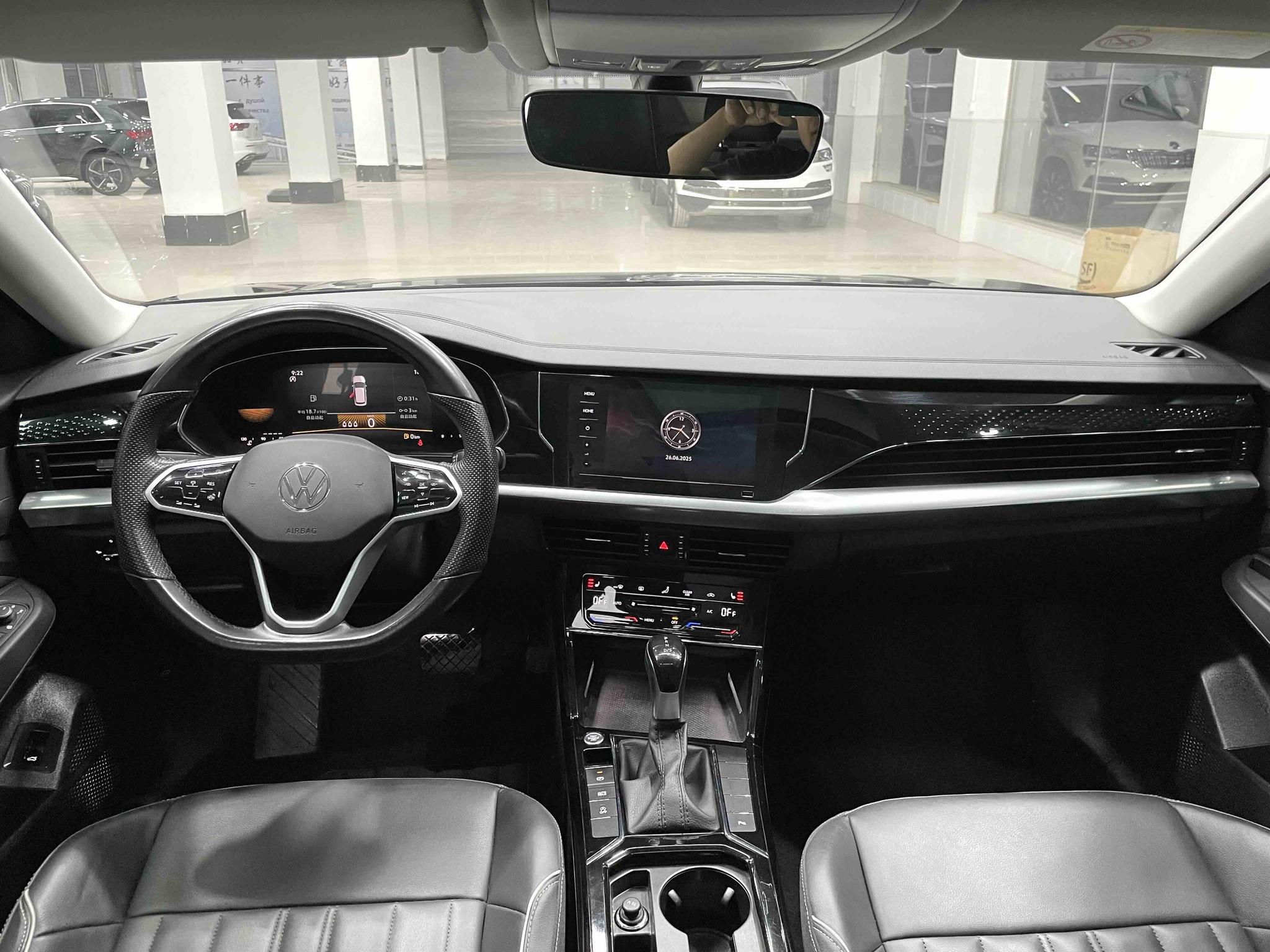 Volkswagen Passat 2023, фото 9