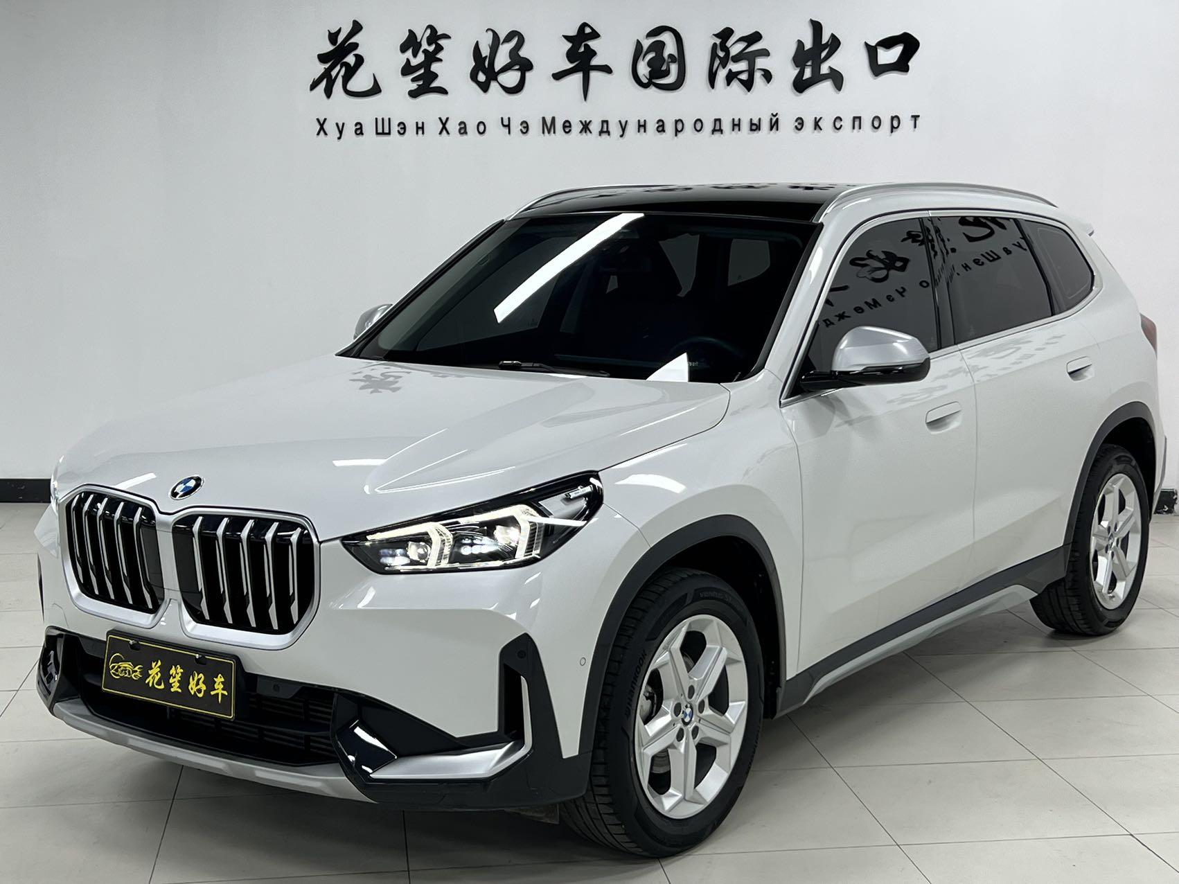 BMW X1 2023, 1.5 л турбо, робот (DCT), передний, пробег 18 000 км — авто из Китая с пробегом