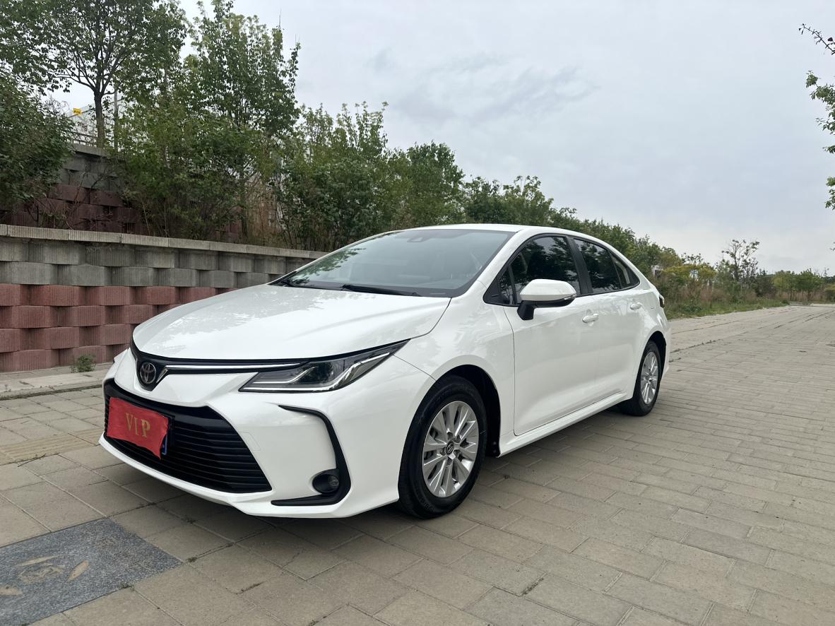 Toyota Corolla 2022, 1.5 л, вариатор (CVT), передний, пробег 33 000 км — авто из Китая с пробегом