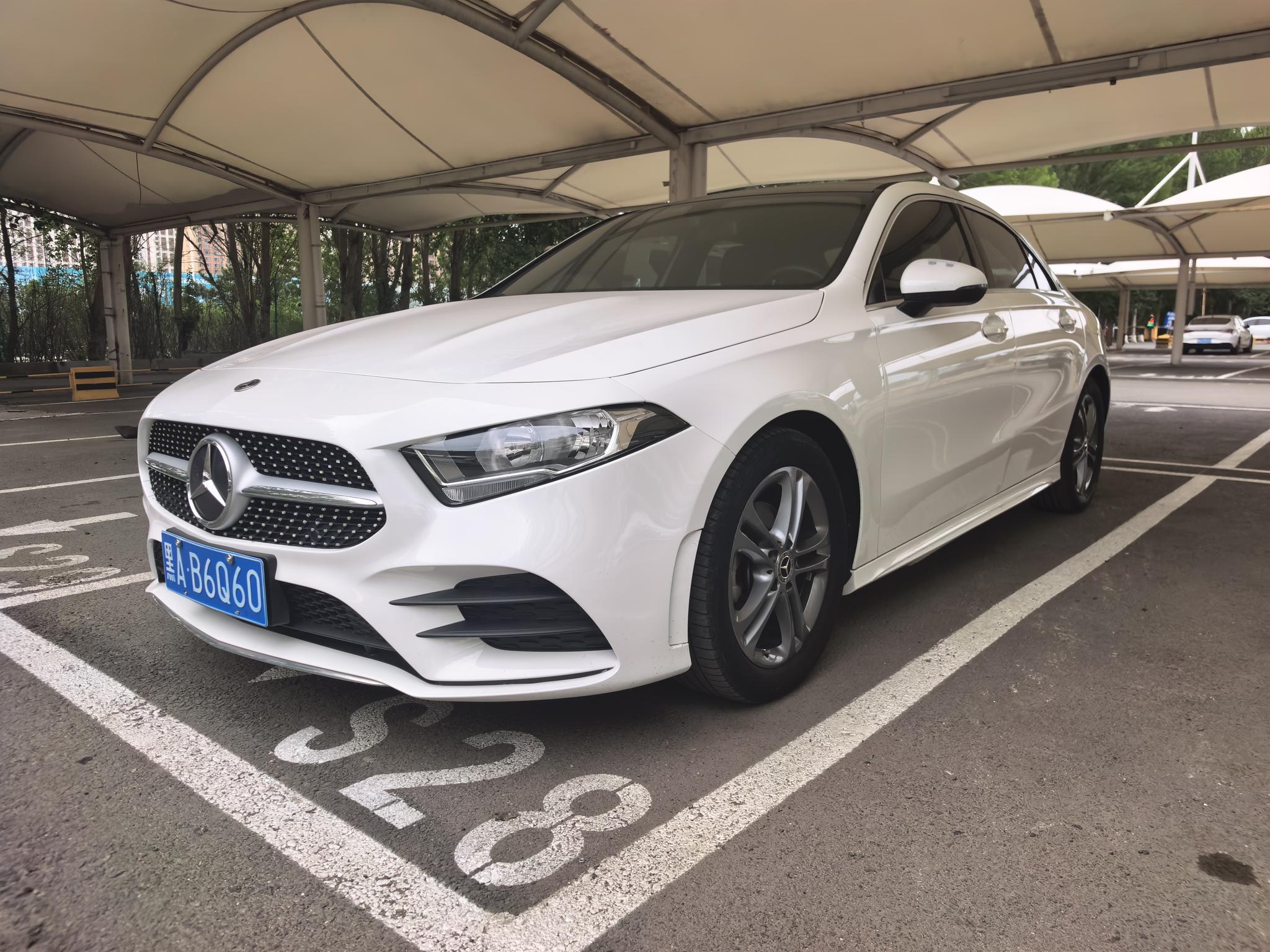 Mercedes-Benz A-Class 2022, 1.3 л турбо, робот (DCT), передний, пробег 58 000 км — авто из Китая с пробегом