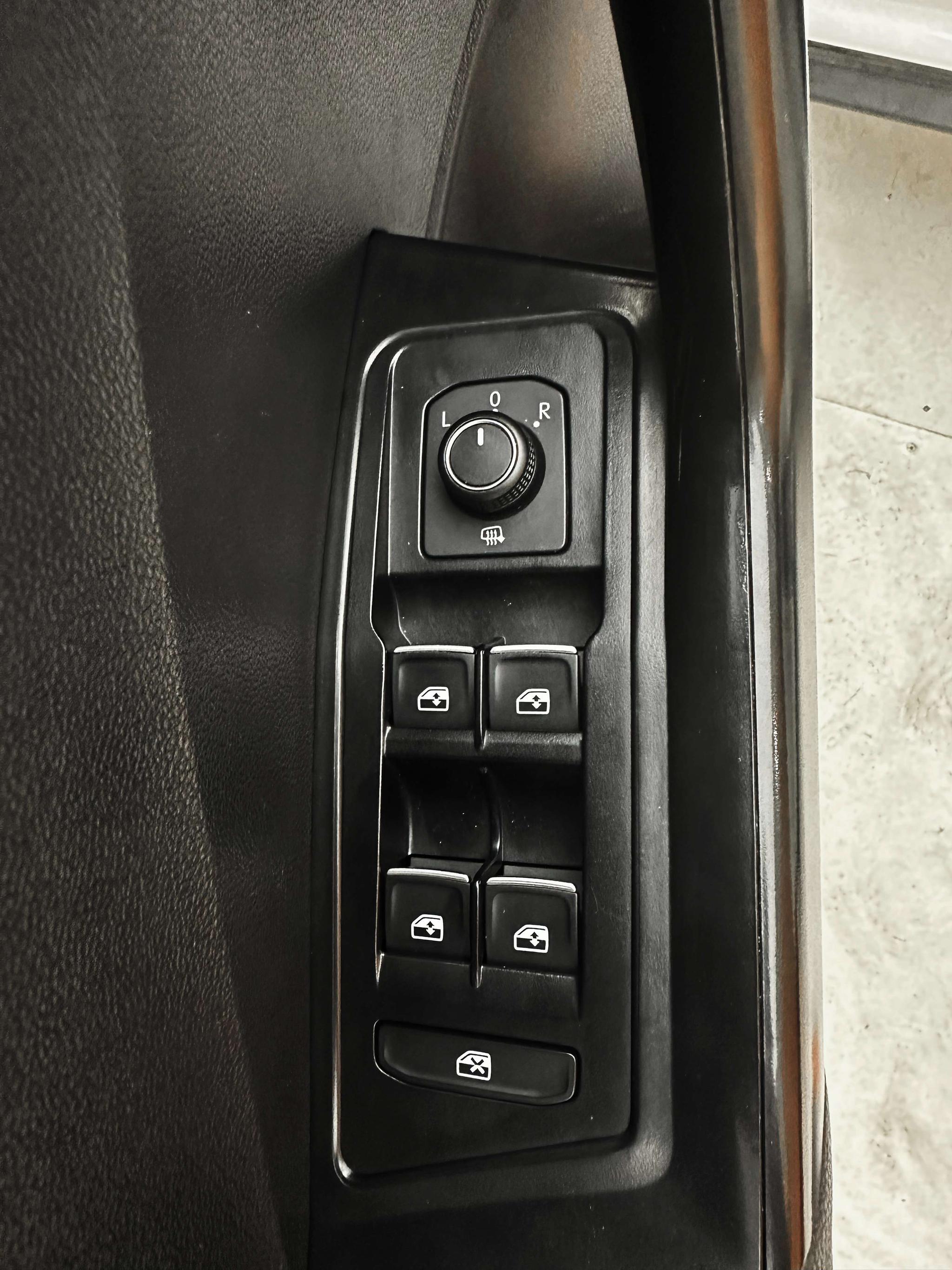Volkswagen T-Roc 2022, фото 16