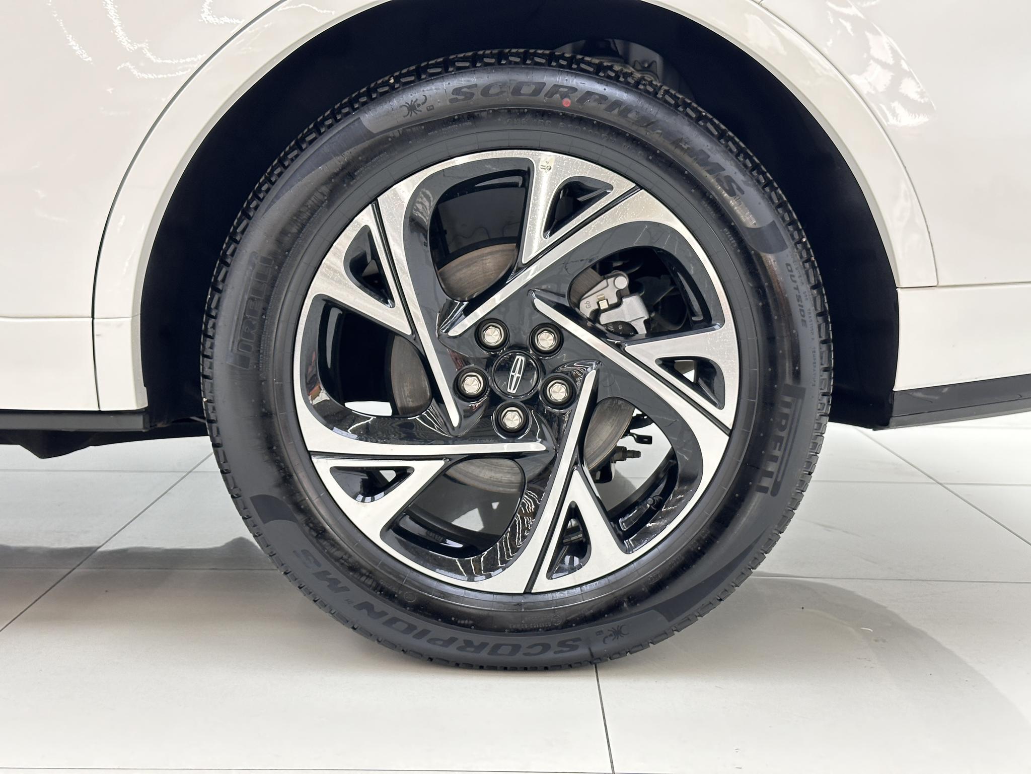 Lincoln Nautilus 2025, фото 16