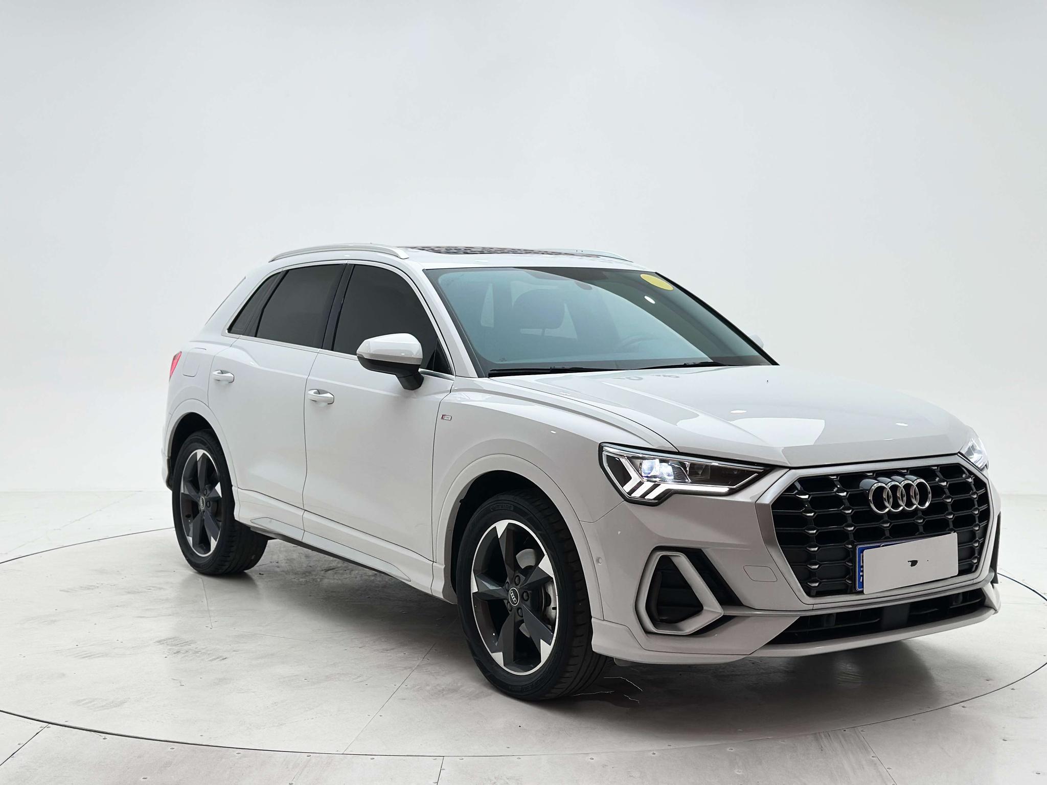 Audi Q3 2022, фото 3