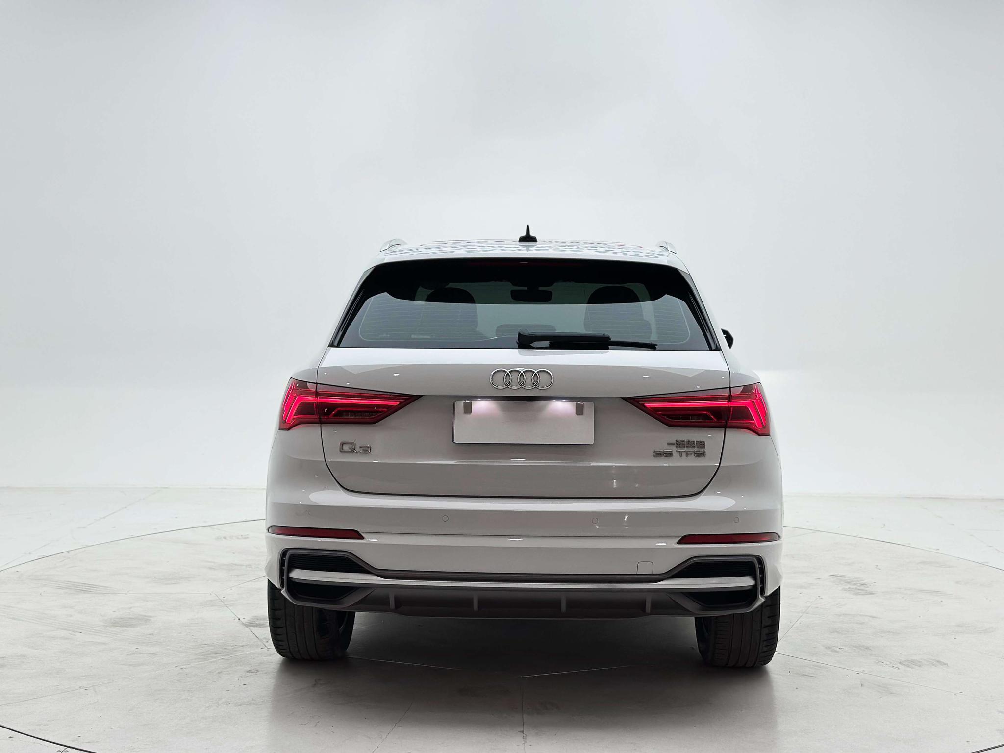 Audi Q3 2022, фото 5