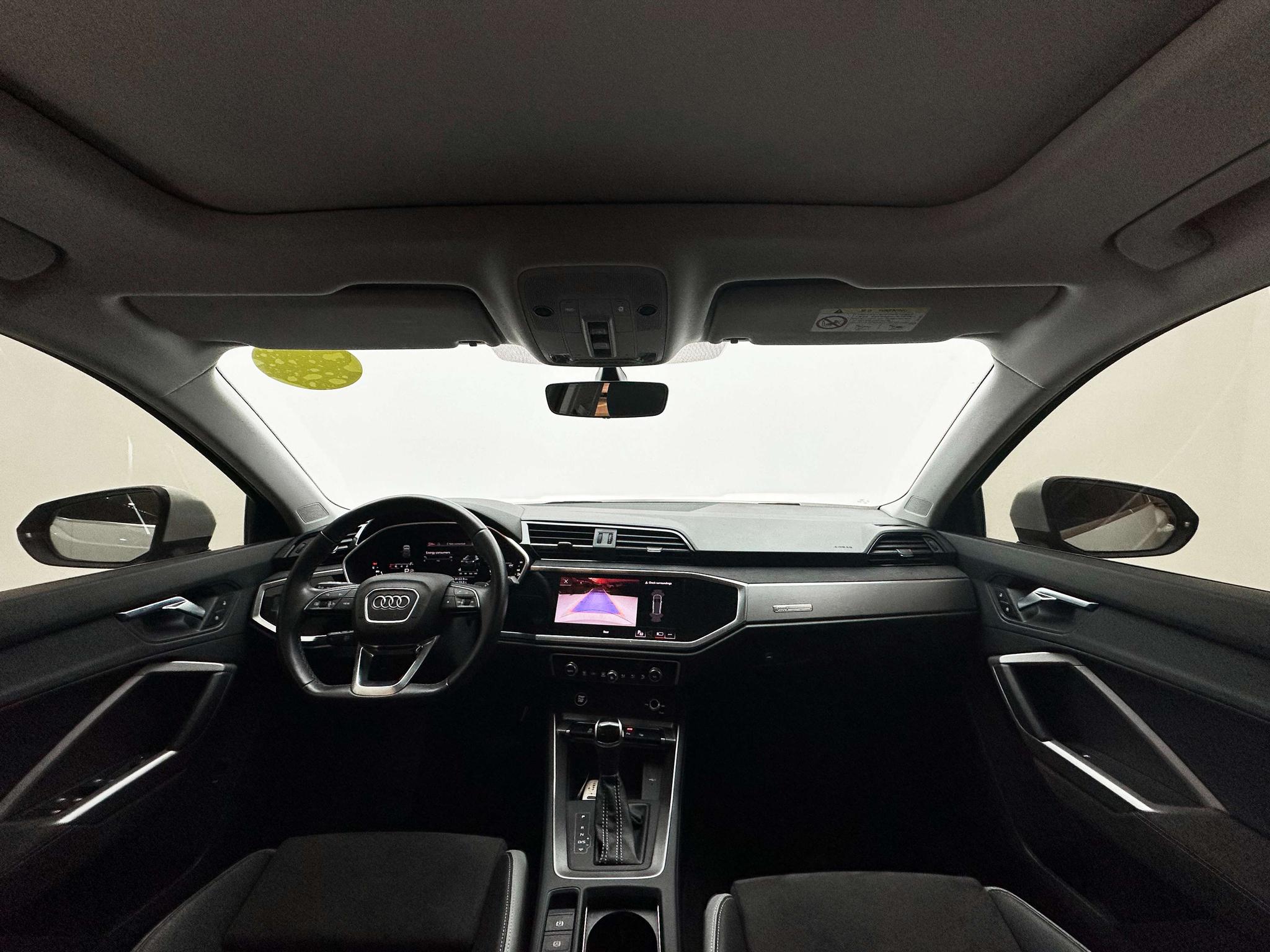 Audi Q3 2022, фото 10