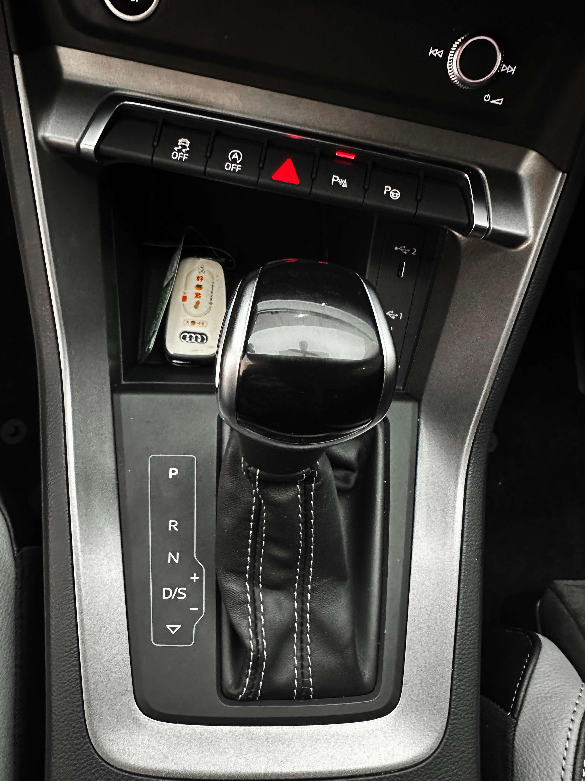 Audi Q3 2022, фото 13