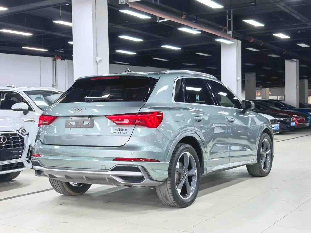 Audi Q3 2022, фото 16