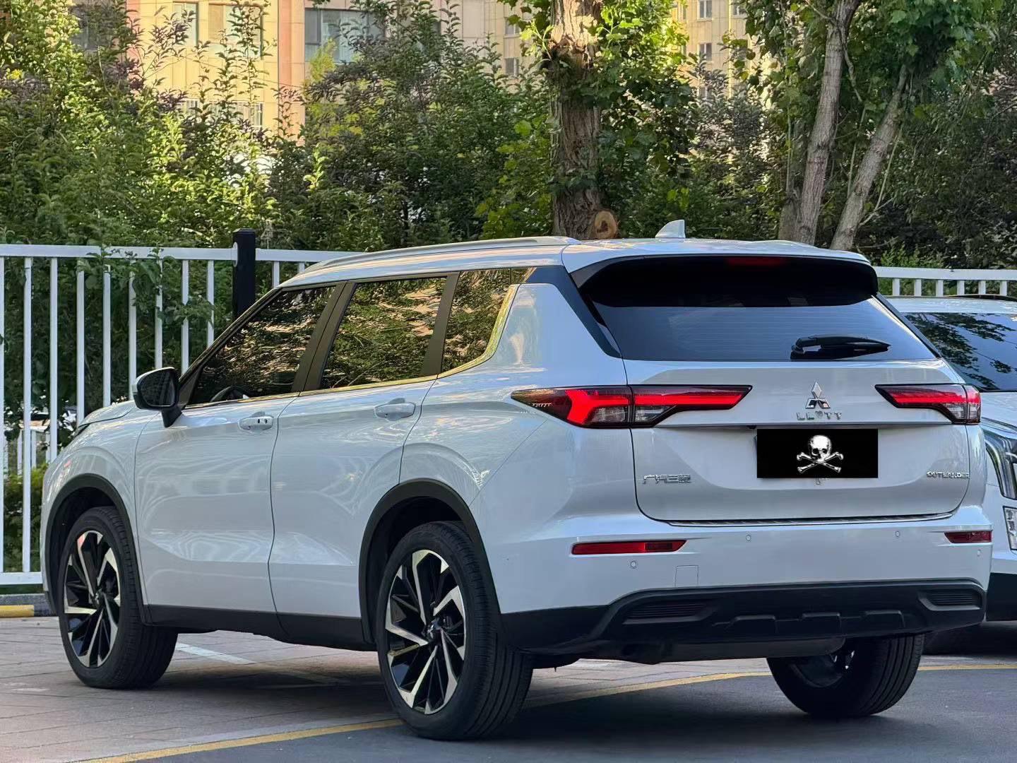 Mitsubishi Outlander 2023, фото 7