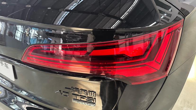 Audi Q5L 2024, фото 14