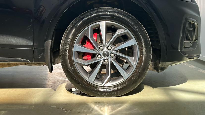 Audi Q5L 2024, фото 15