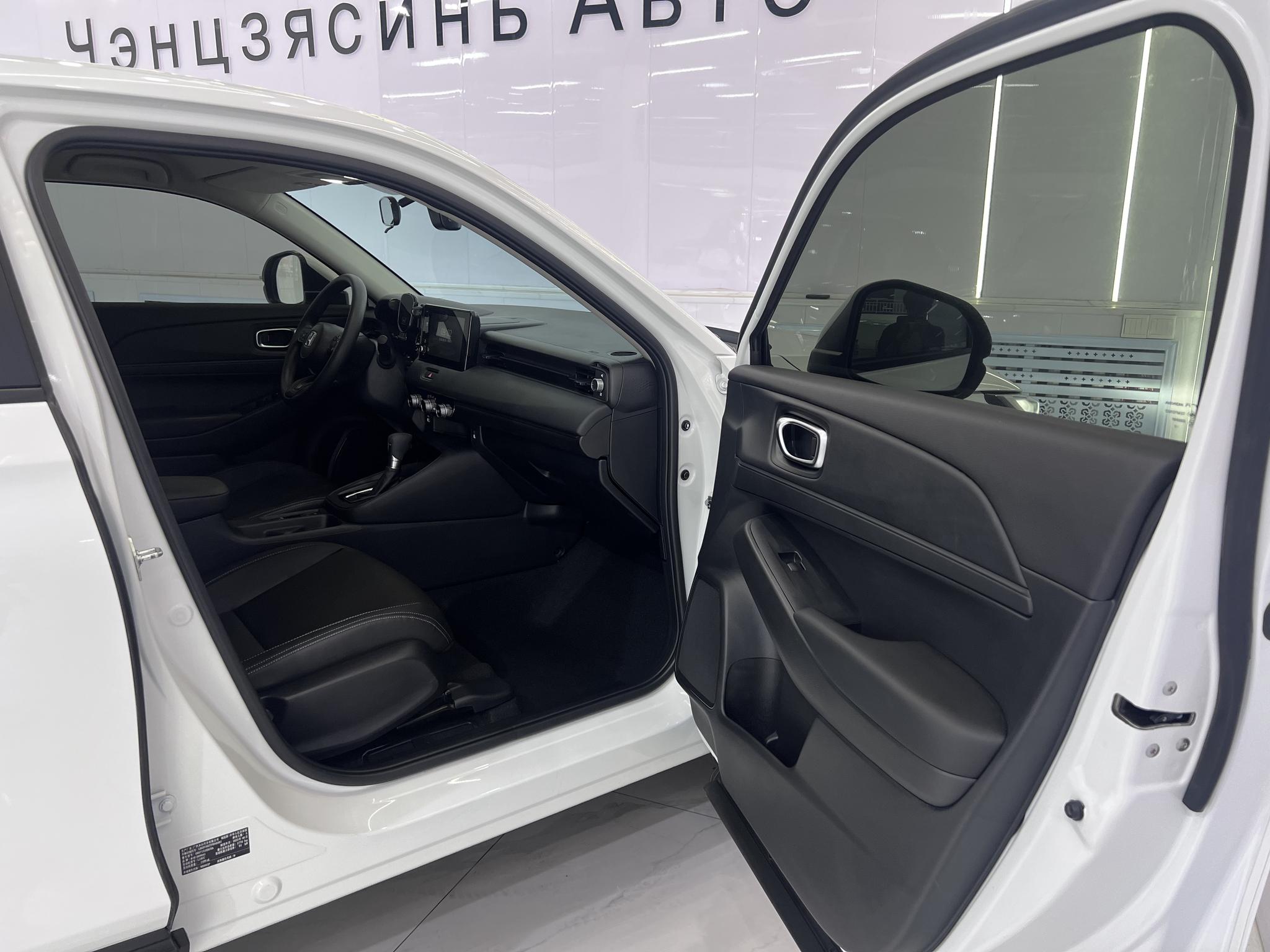 Honda Vezel 2023, фото 17