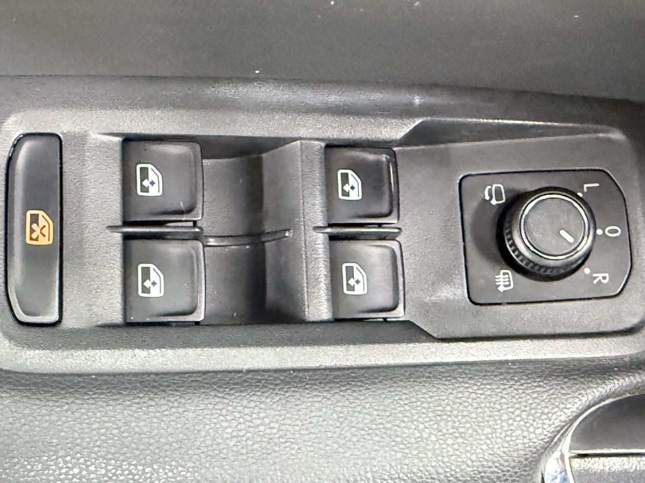 Volkswagen Tuan L 2022, фото 17