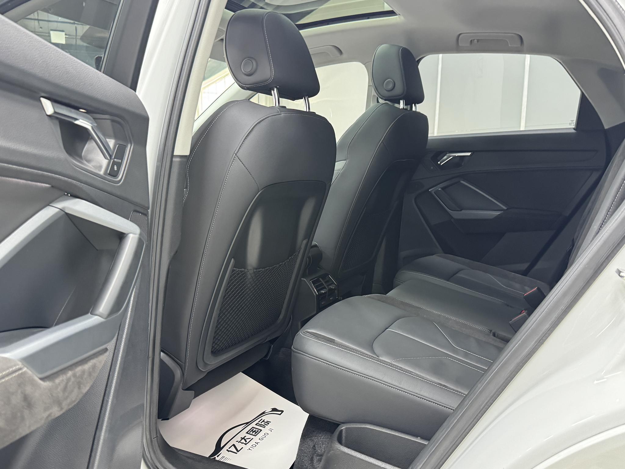Audi Q3 Sportback 2022, фото 8