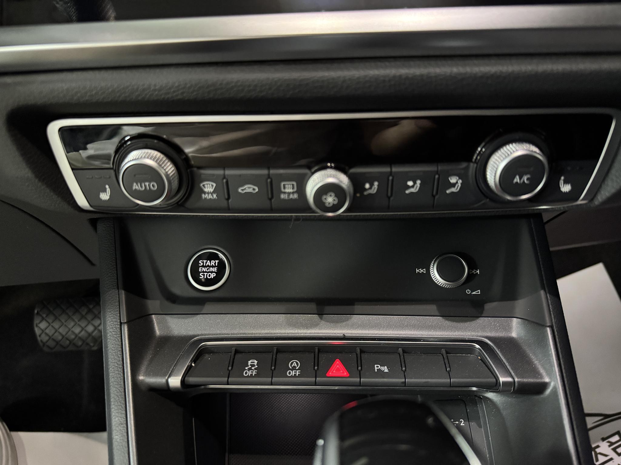Audi Q3 Sportback 2022, фото 12