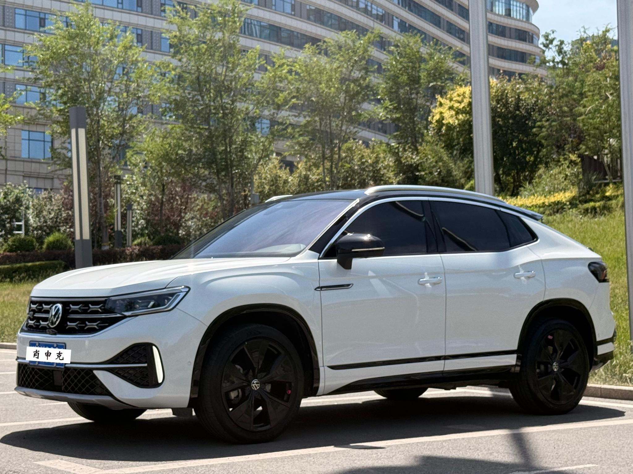 Volkswagen Tayron 2023, 2 л турбо, 7-ступенчатая двойное сцепление, Передний полный привод, пробег 63 000 км — авто из Китая с пробегом