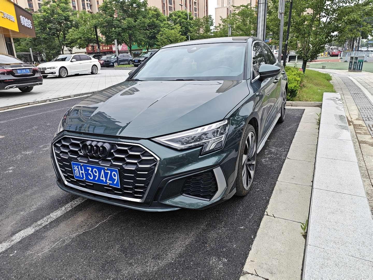 Audi A3 2022, 1.4 л турбо, робот (DCT), передний, пробег 27 000 км — авто из Китая с пробегом