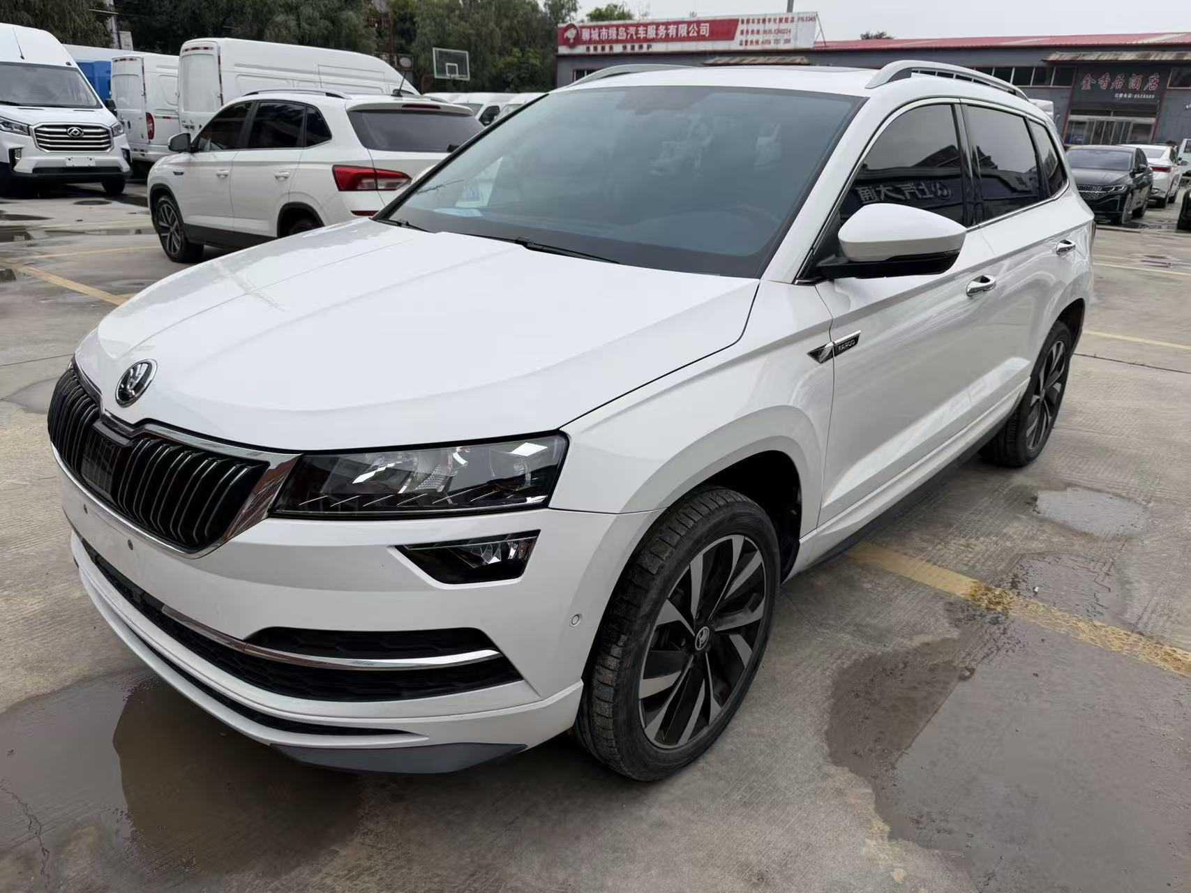 Skoda Karoq 2022, 1.4 л турбо, робот (DCT), передний, пробег 51 000 км — авто из Китая с пробегом