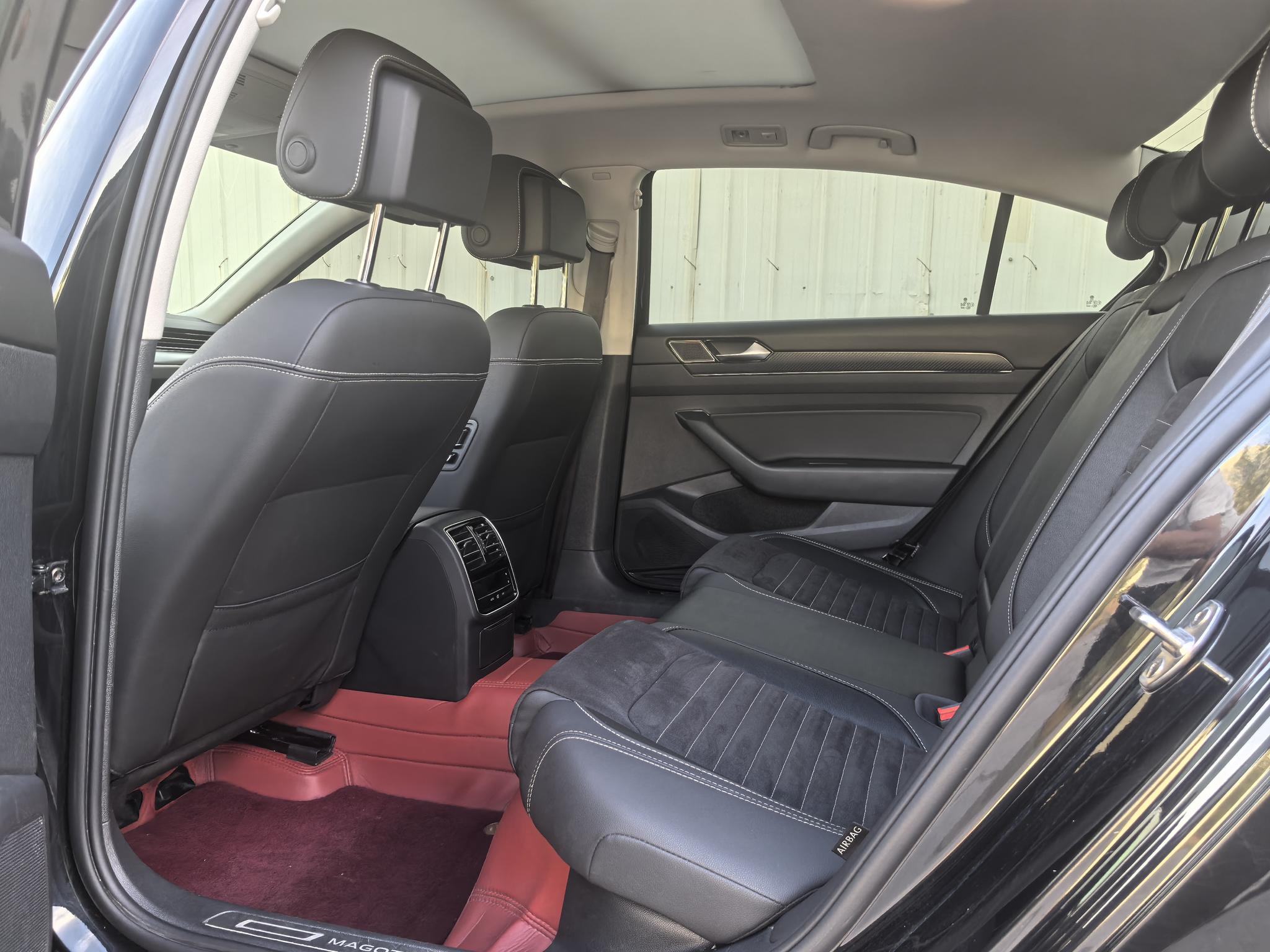 Volkswagen Passat 2021, фото 9