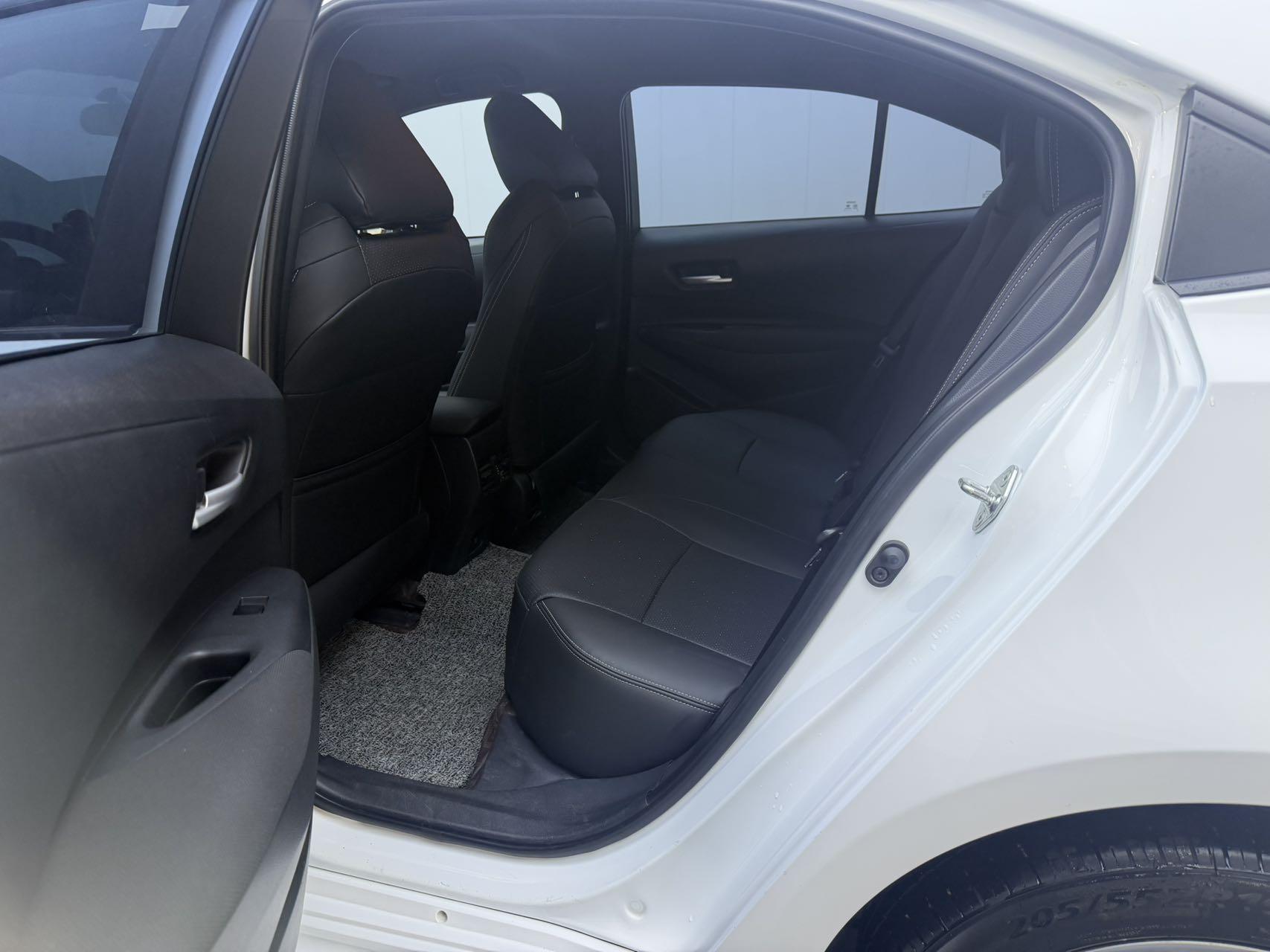 Toyota Corolla 2021, фото 9