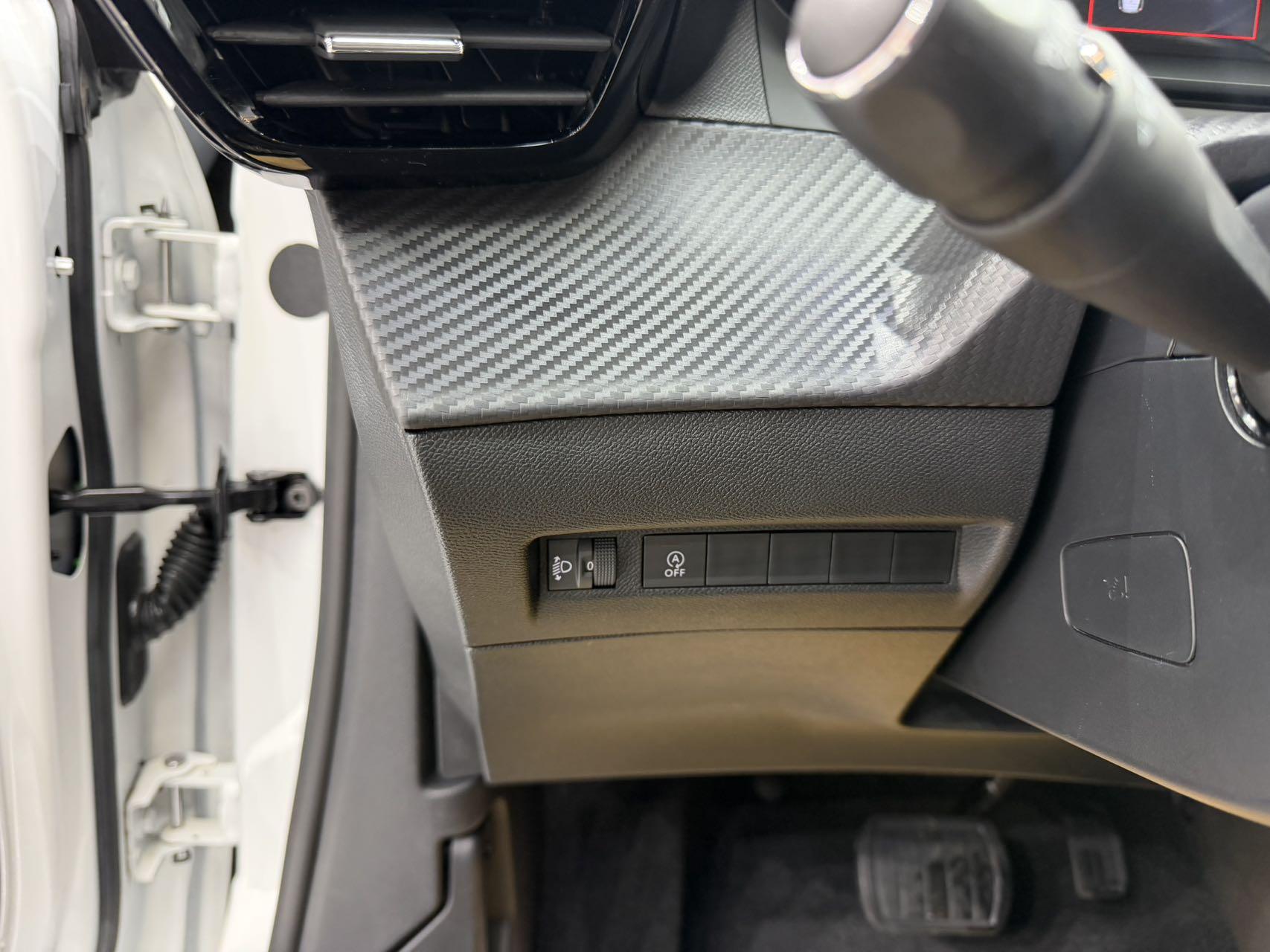 Peugeot 2008 2022, фото 10