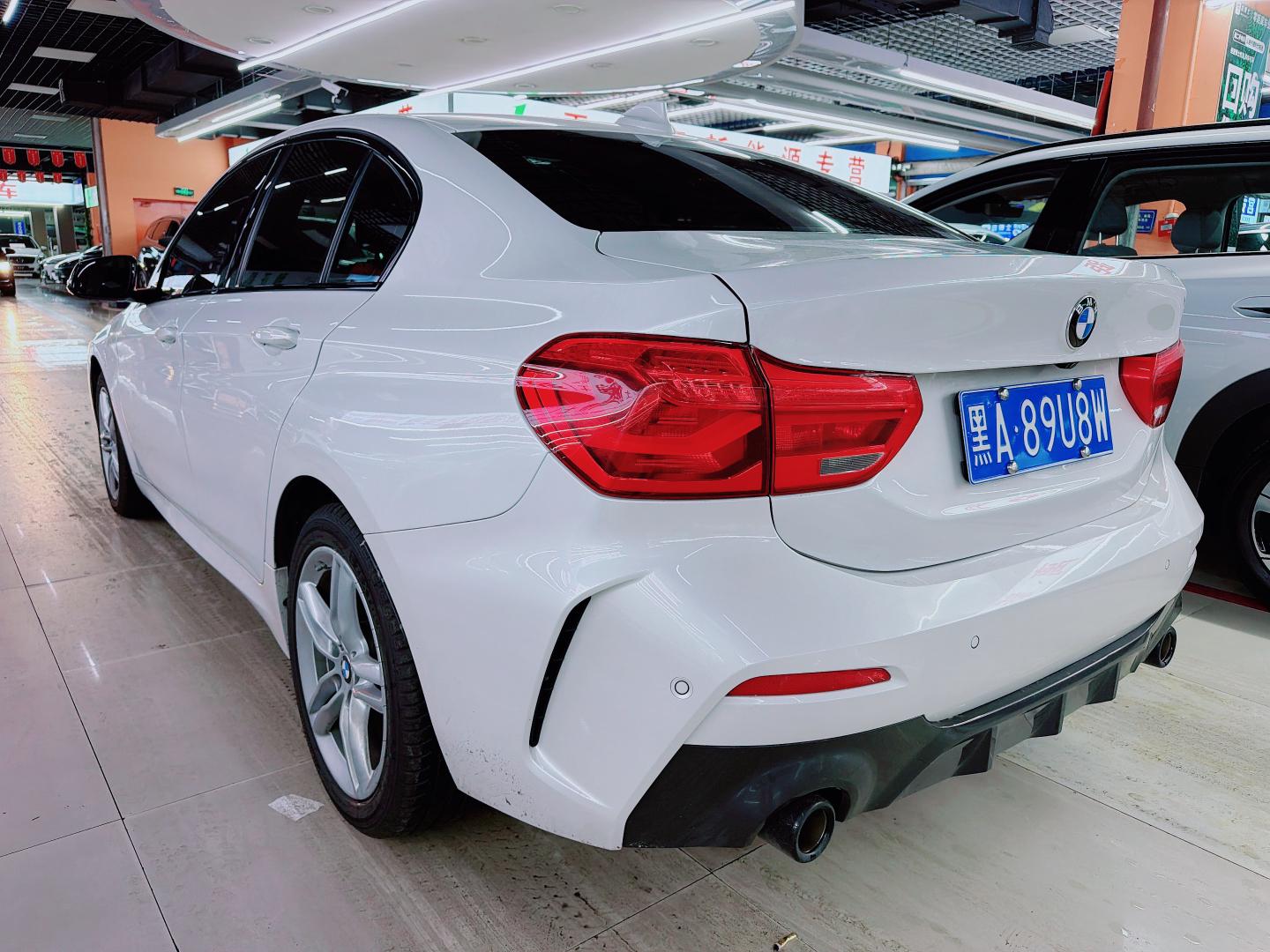BMW 1 Series 2021, фото 6