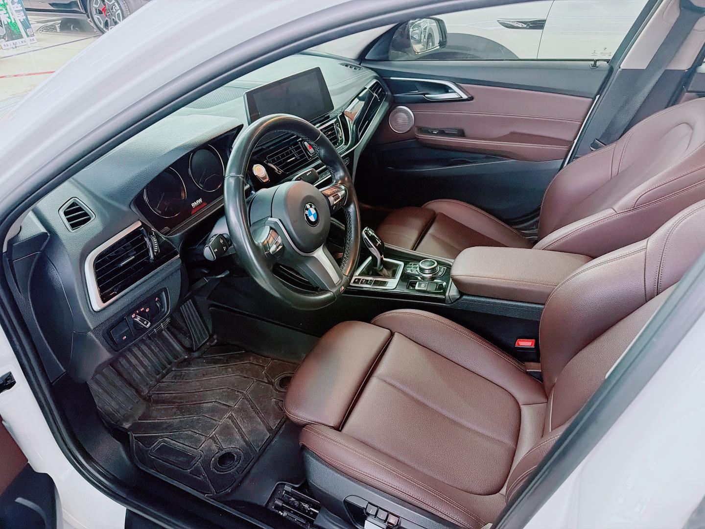 BMW 1 Series 2021, фото 7