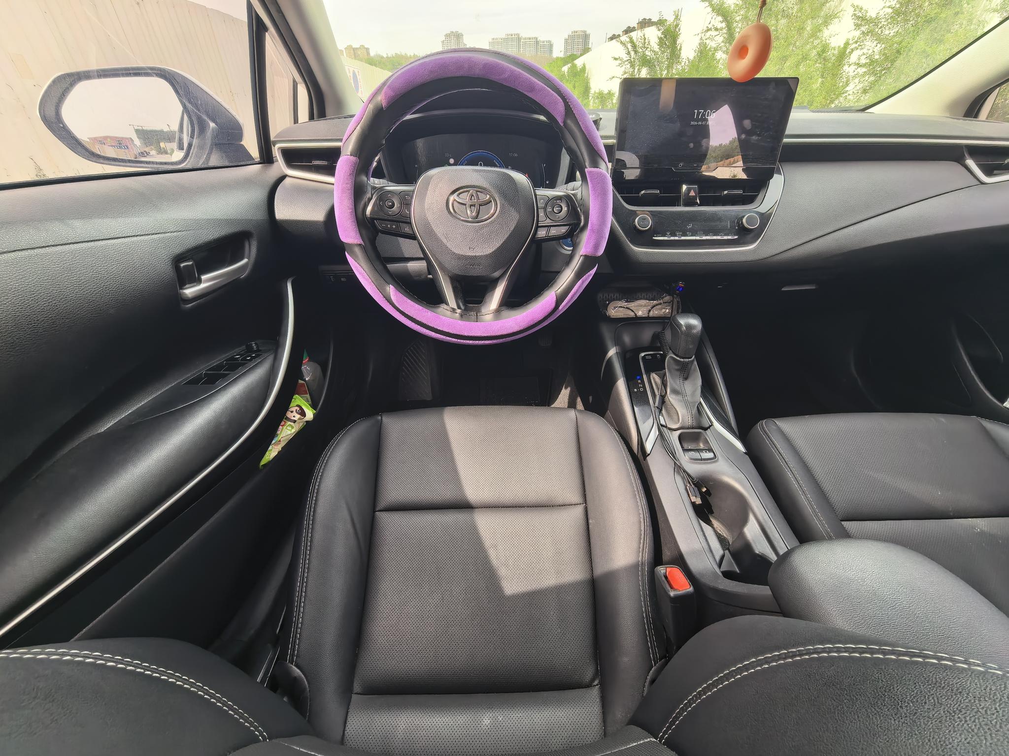 Toyota Corolla 2023, фото 9