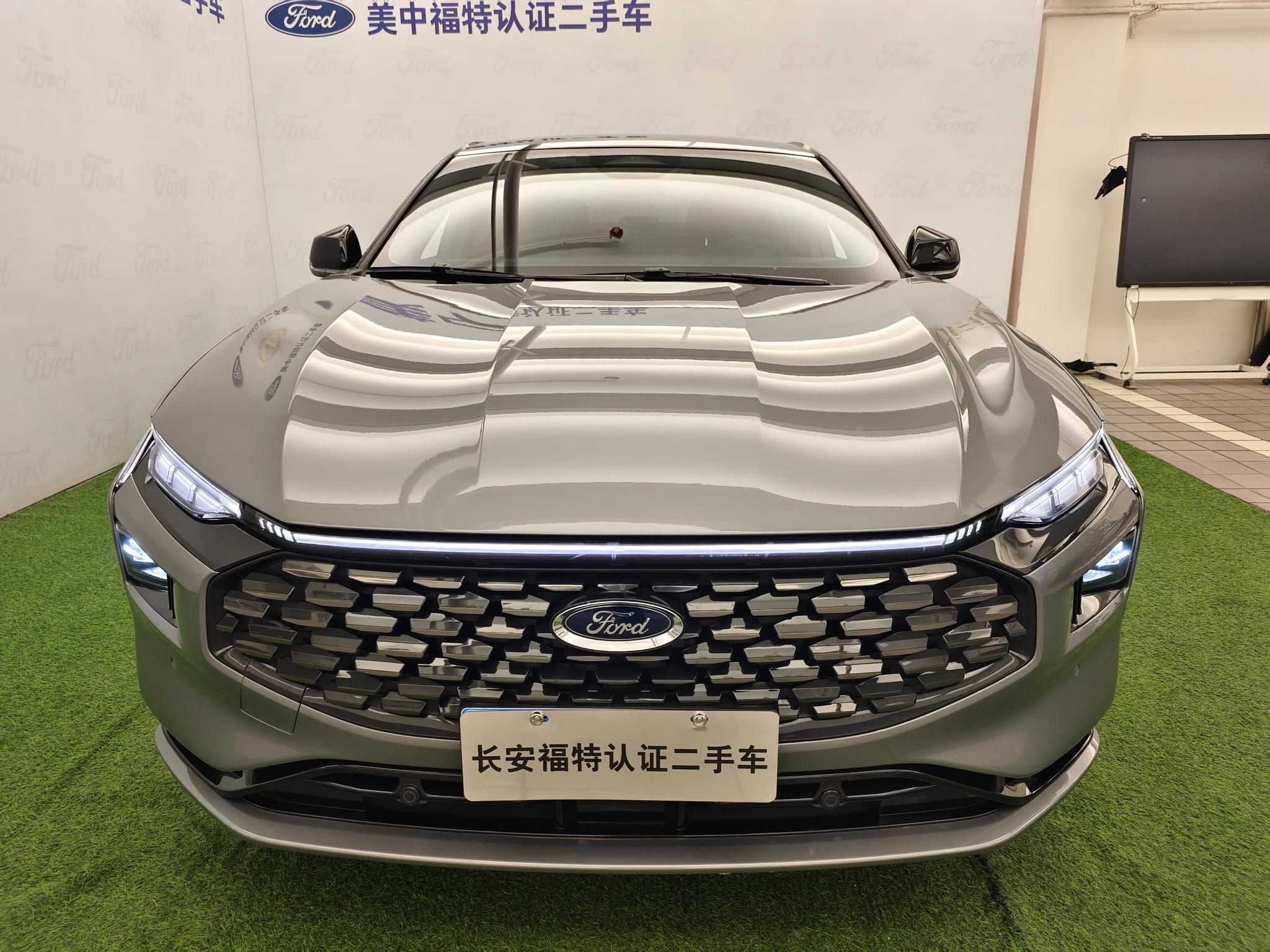 Ford Mondeo 2022, фото 2