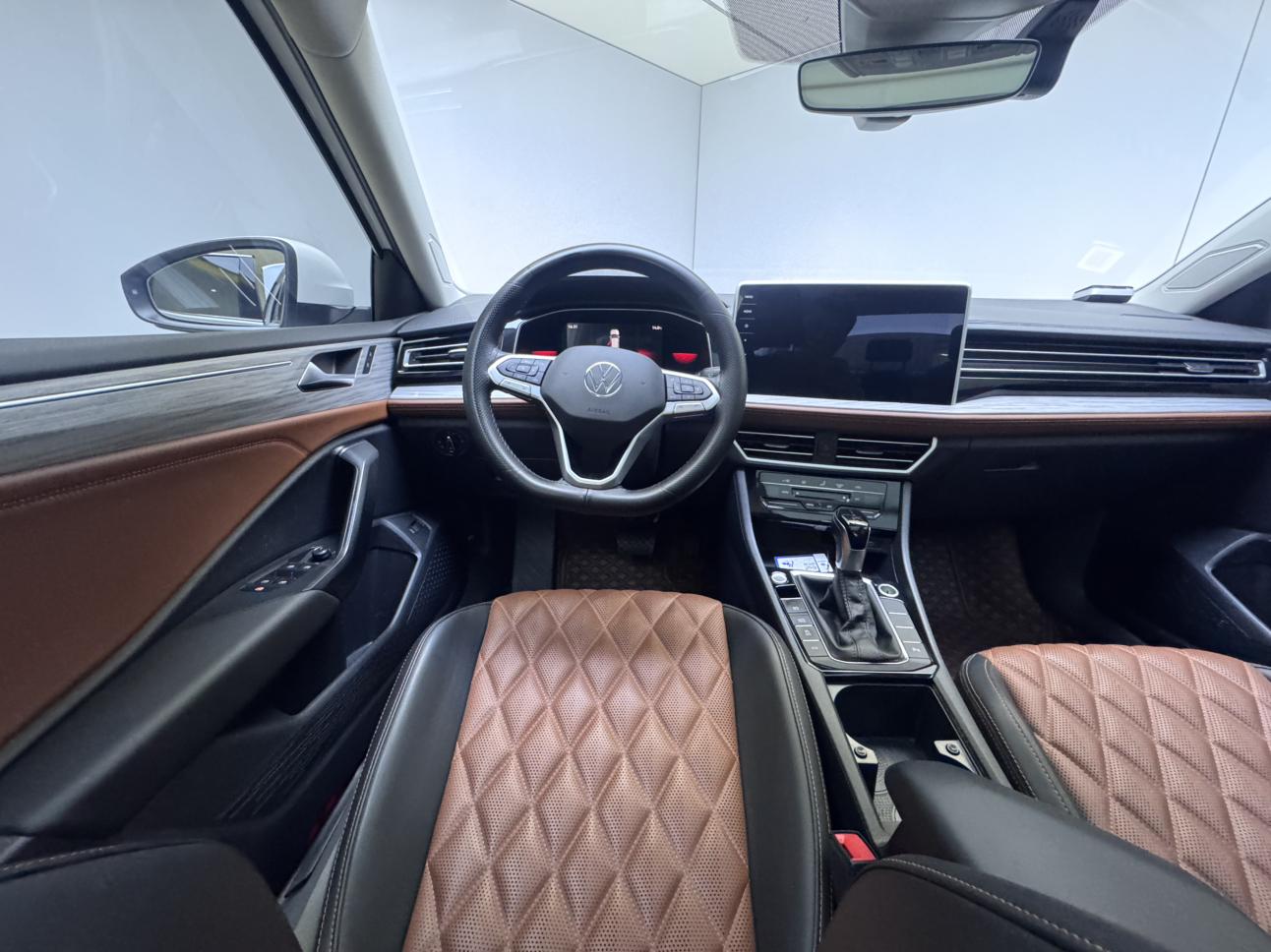 Volkswagen Jetta 2023, фото 17