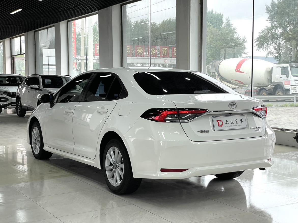 Toyota Corolla 2023, фото 4