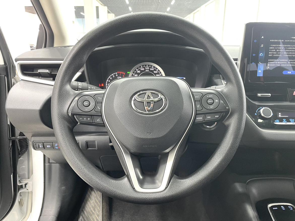 Toyota Corolla 2023, фото 8