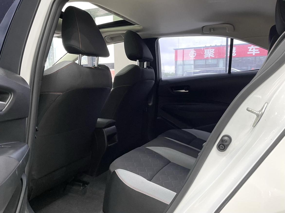 Toyota Corolla 2023, фото 10
