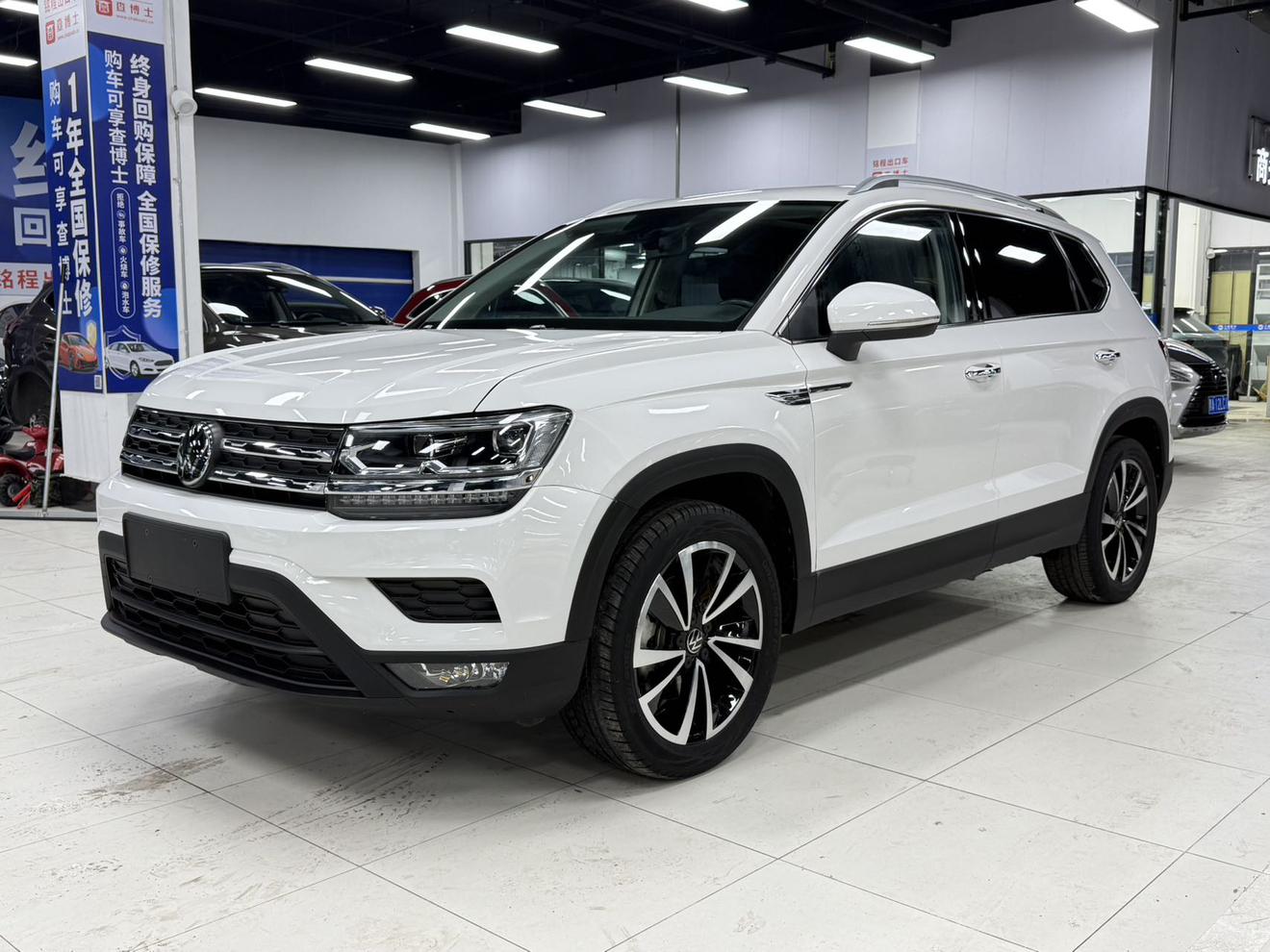 Volkswagen Tharu 2022, 1.4 л турбо, робот (DCT), передний, пробег 43 000 км — авто из Китая с пробегом