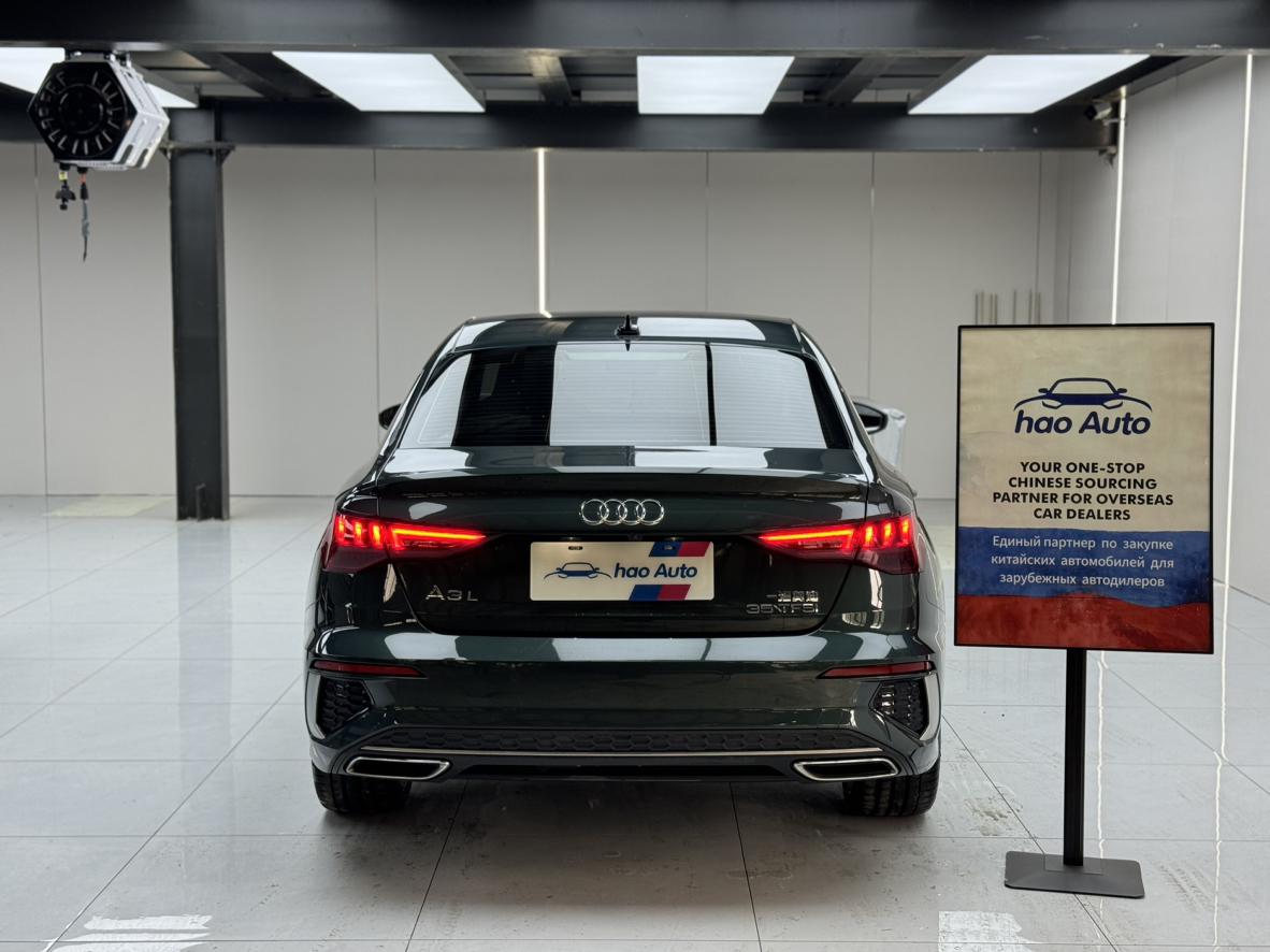 Audi A3 2023, фото 4