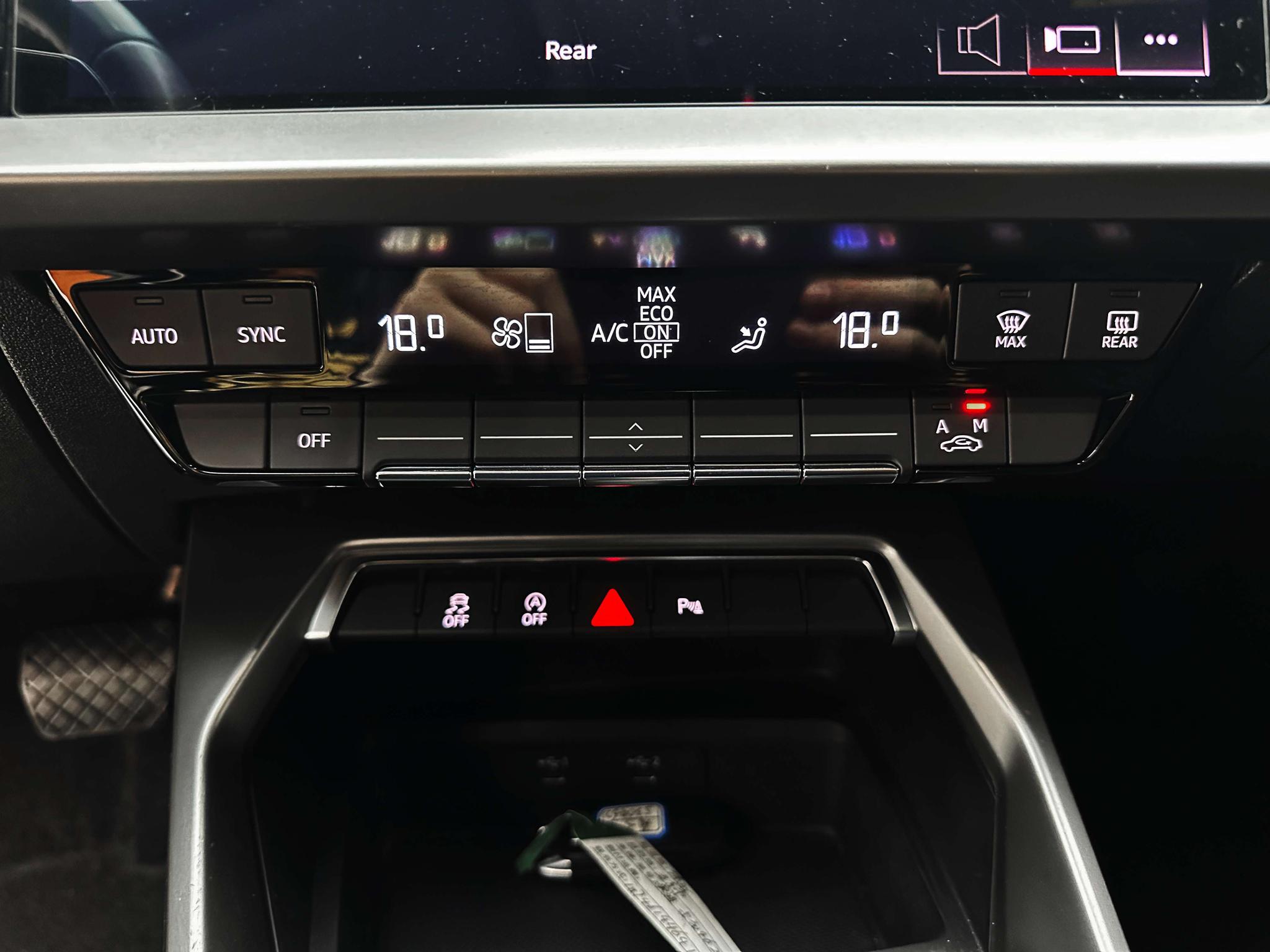Audi A3 2023, фото 15