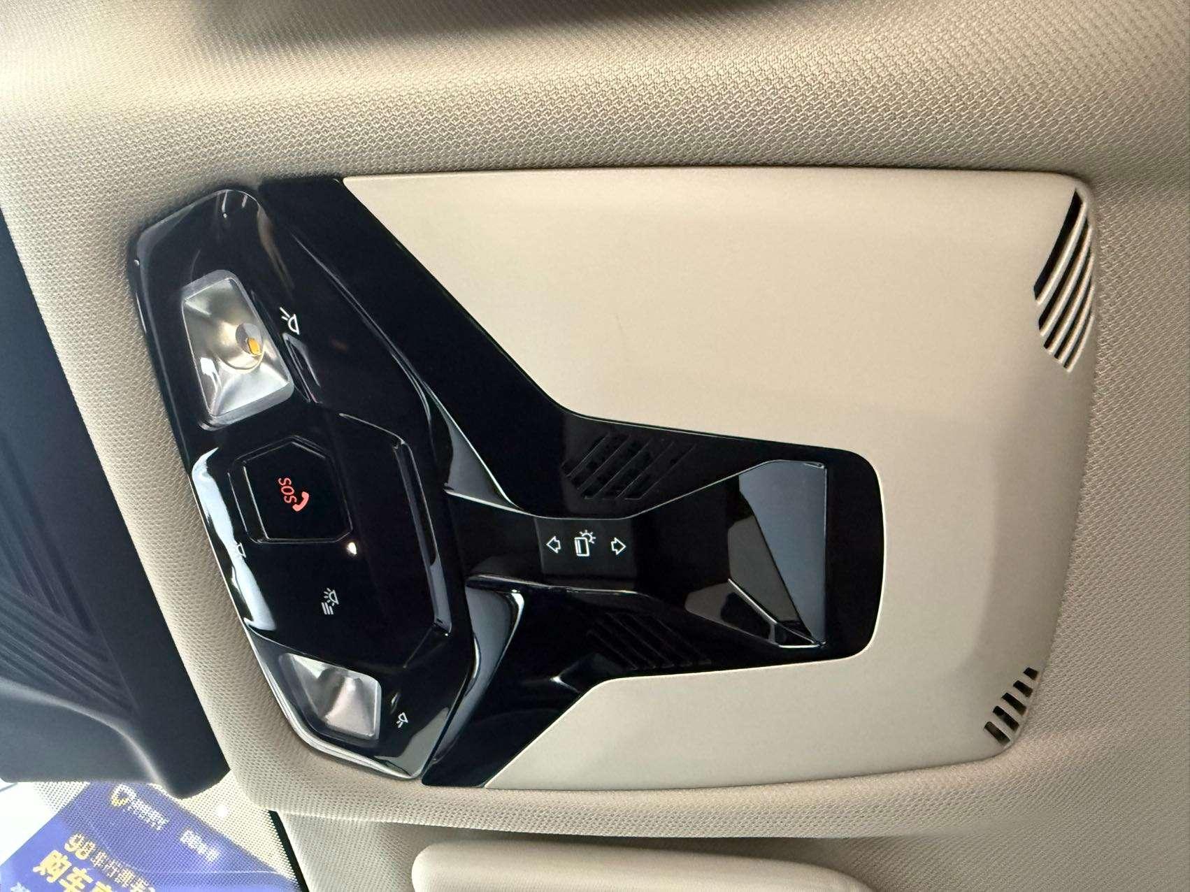 BMW X1 2023, фото 14