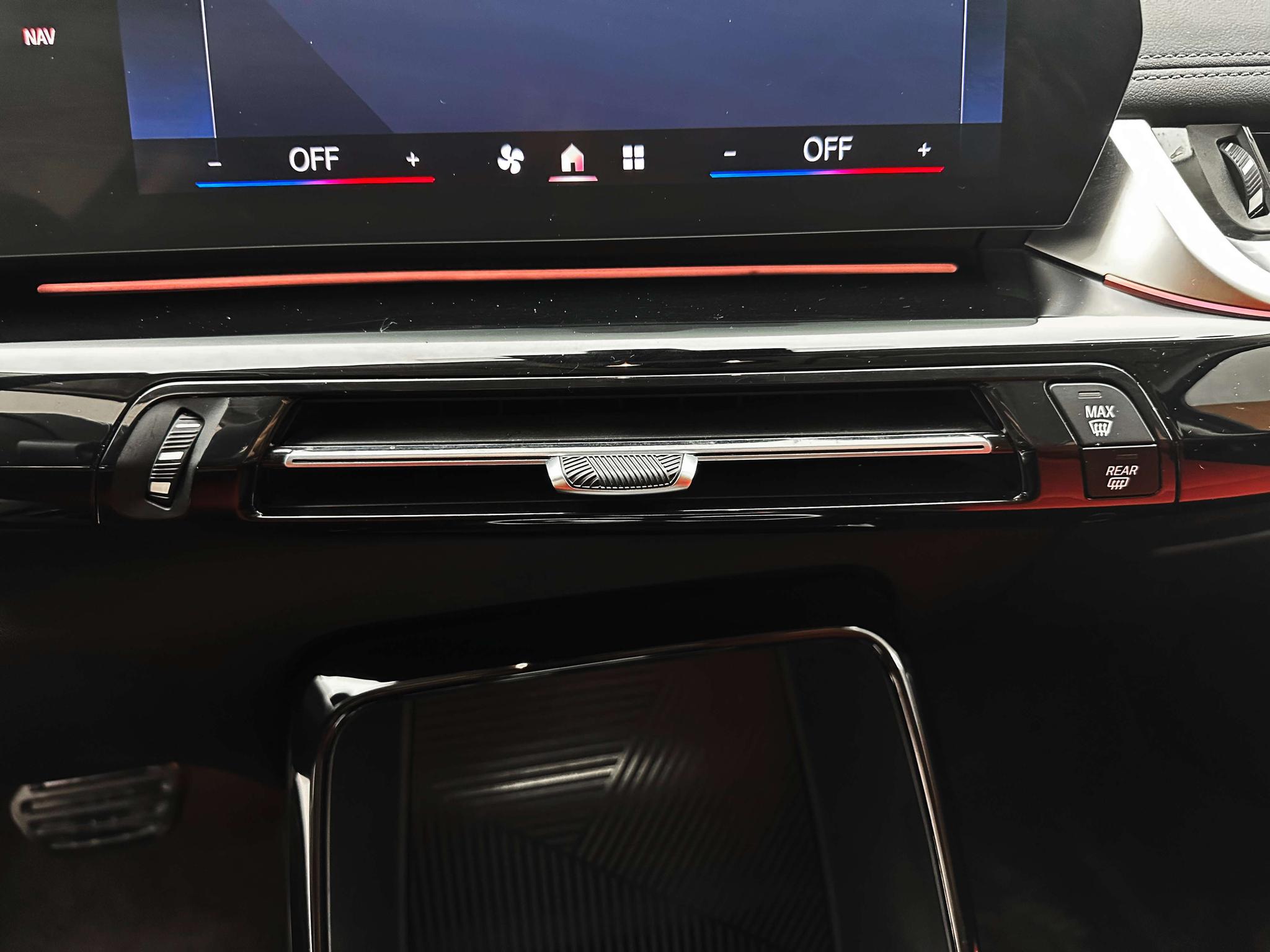 BMW X1 2023, фото 15