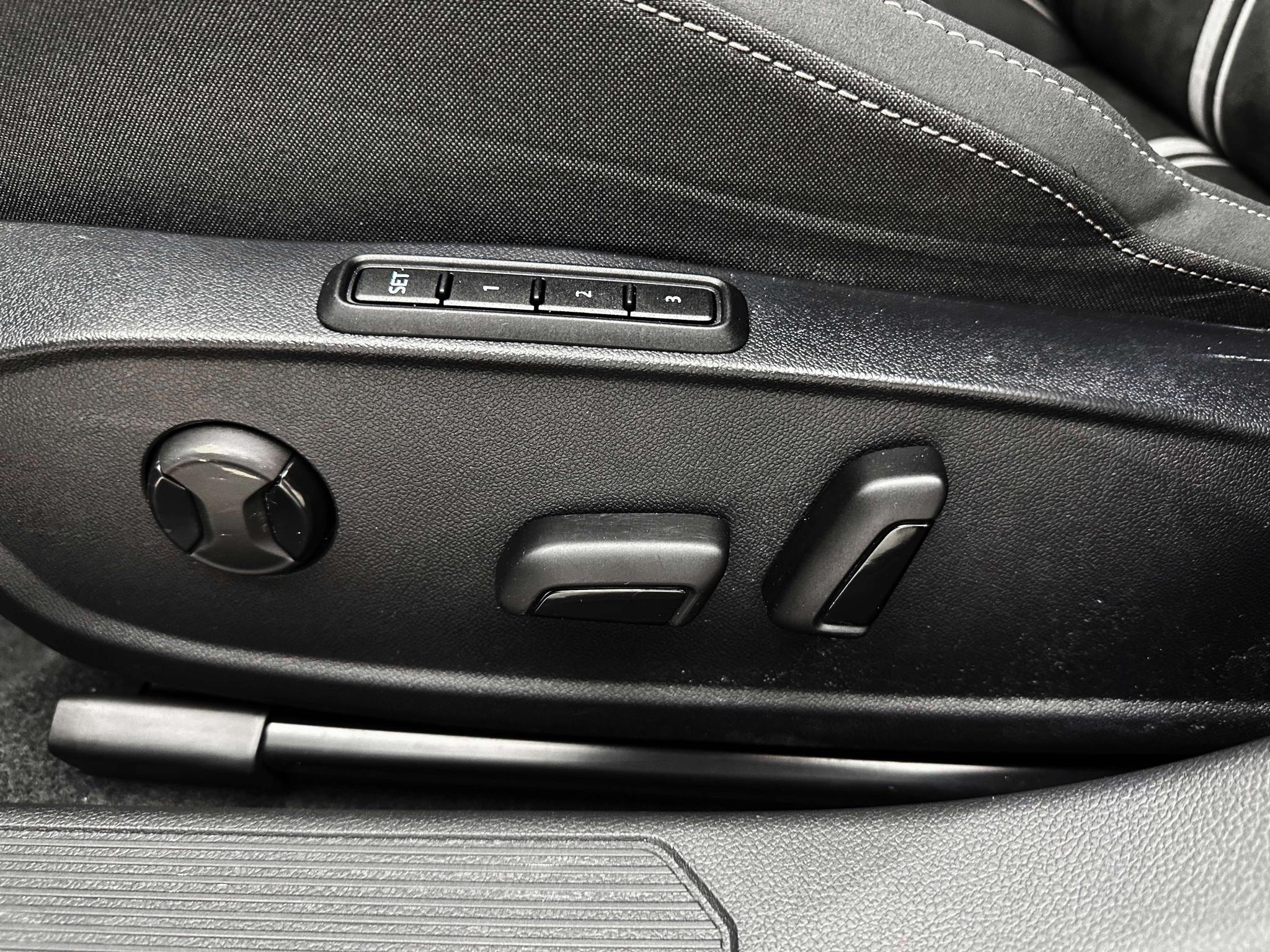 Volkswagen Golf 2021, фото 17