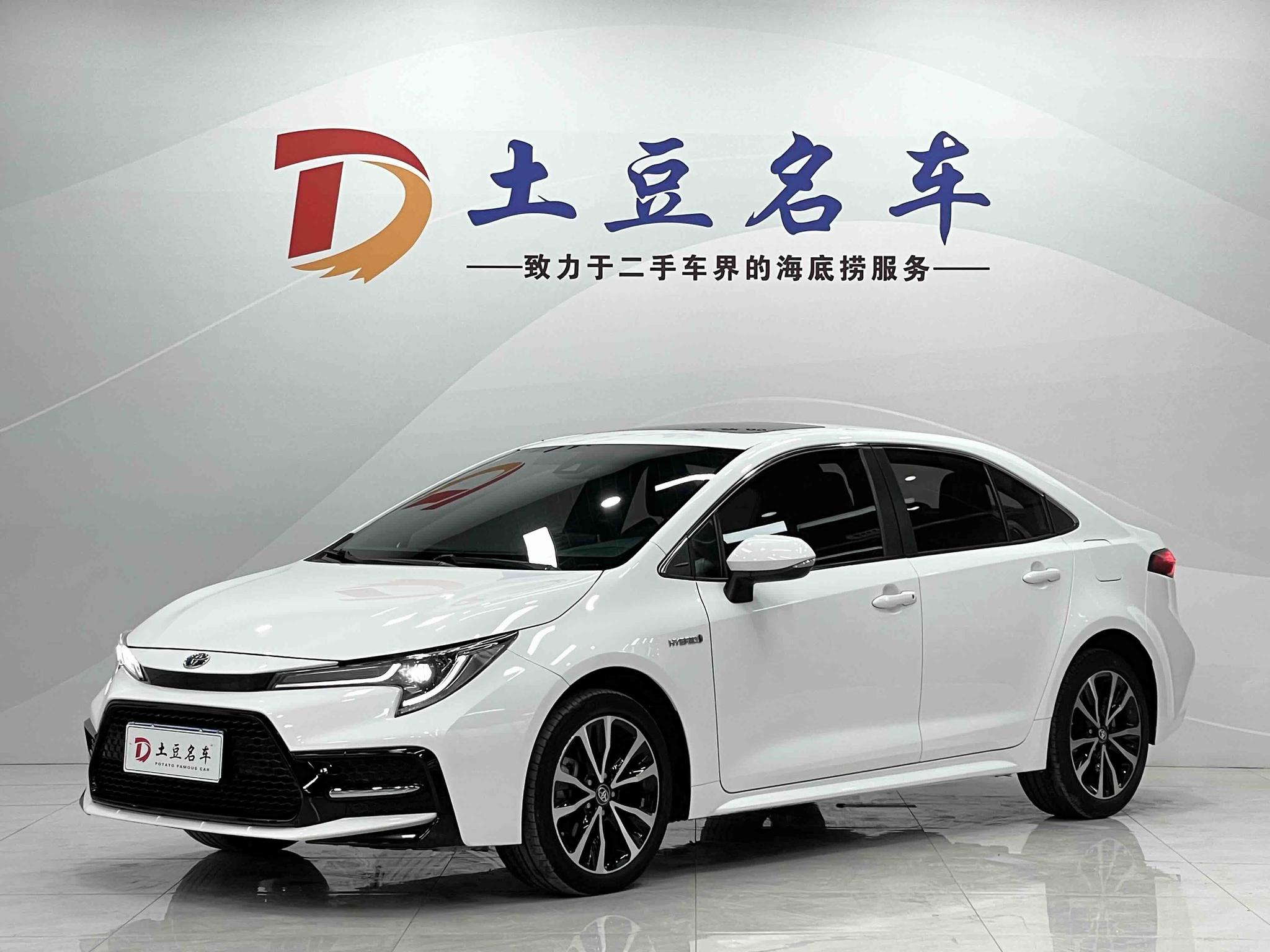 Toyota Corolla 2022, 1.8 л, вариатор (CVT), передний, пробег 34 000 км — авто из Китая с пробегом