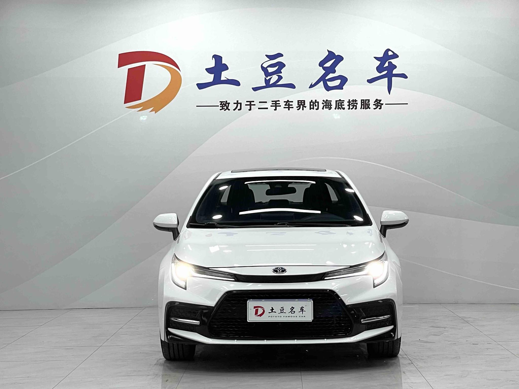 Toyota Corolla 2022, фото 2