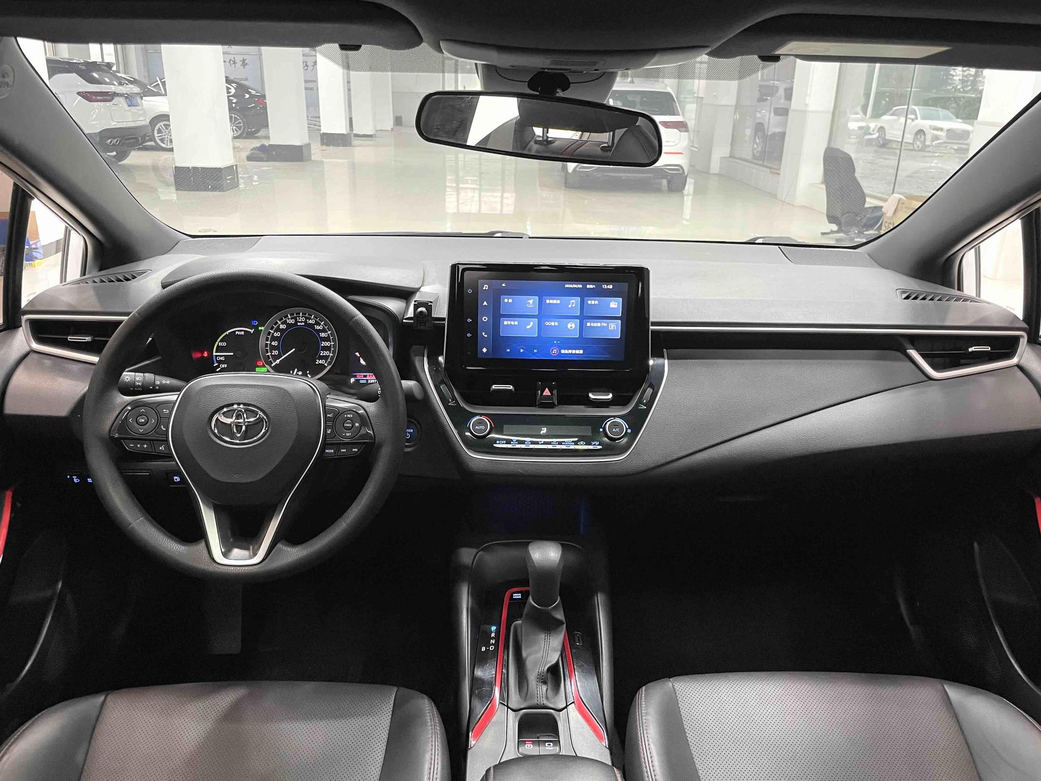 Toyota Corolla 2022, фото 9