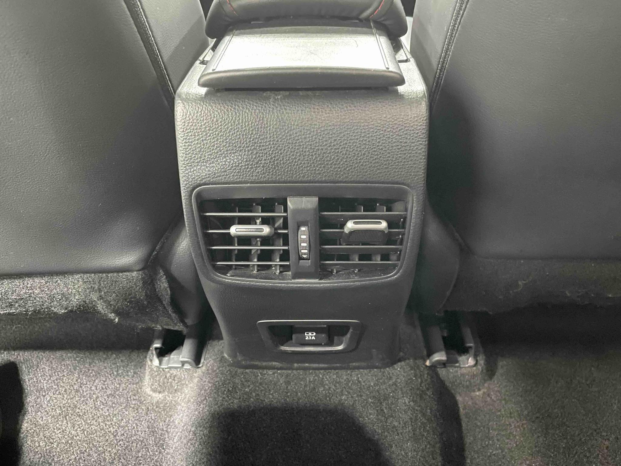Toyota Corolla 2022, фото 11