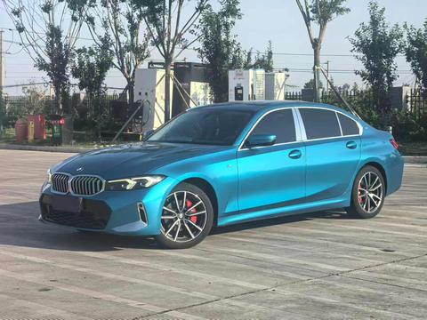 BMW 3 2023, 2 л турбо, автомат, задний, пробег 30 000 км — авто из Китая с пробегом