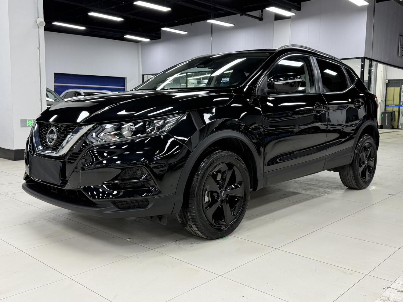 Nissan Qashqai 2023, 2 л, вариатор (CVT), передний, пробег 36 000 км — авто из Китая с пробегом