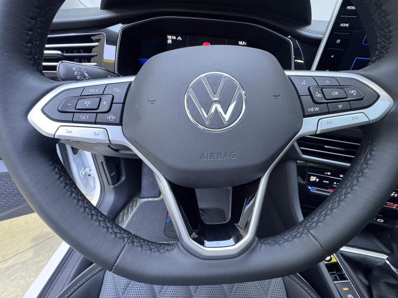 Volkswagen Jetta 2023, фото 14