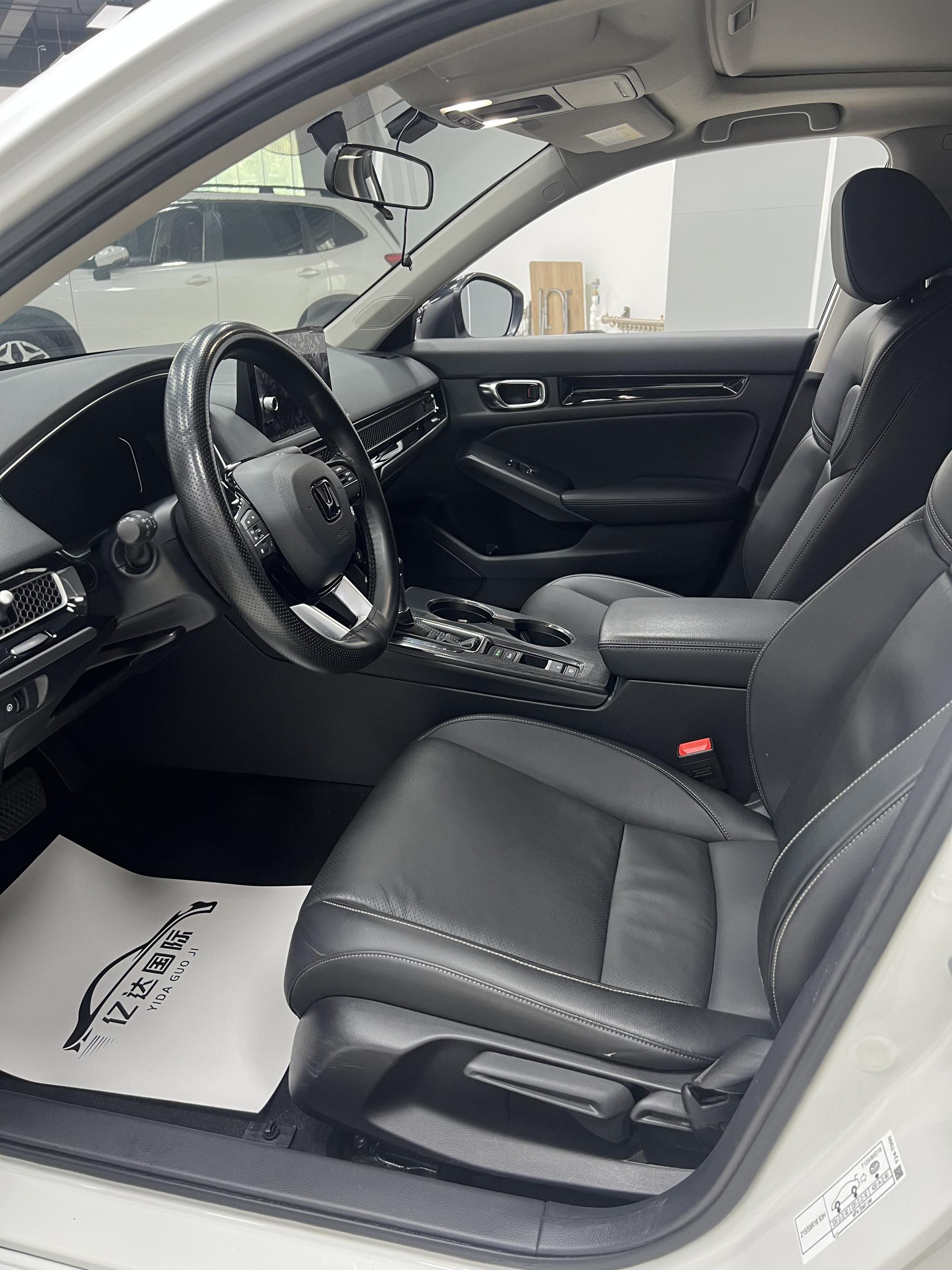 Honda Civic 2022, фото 16