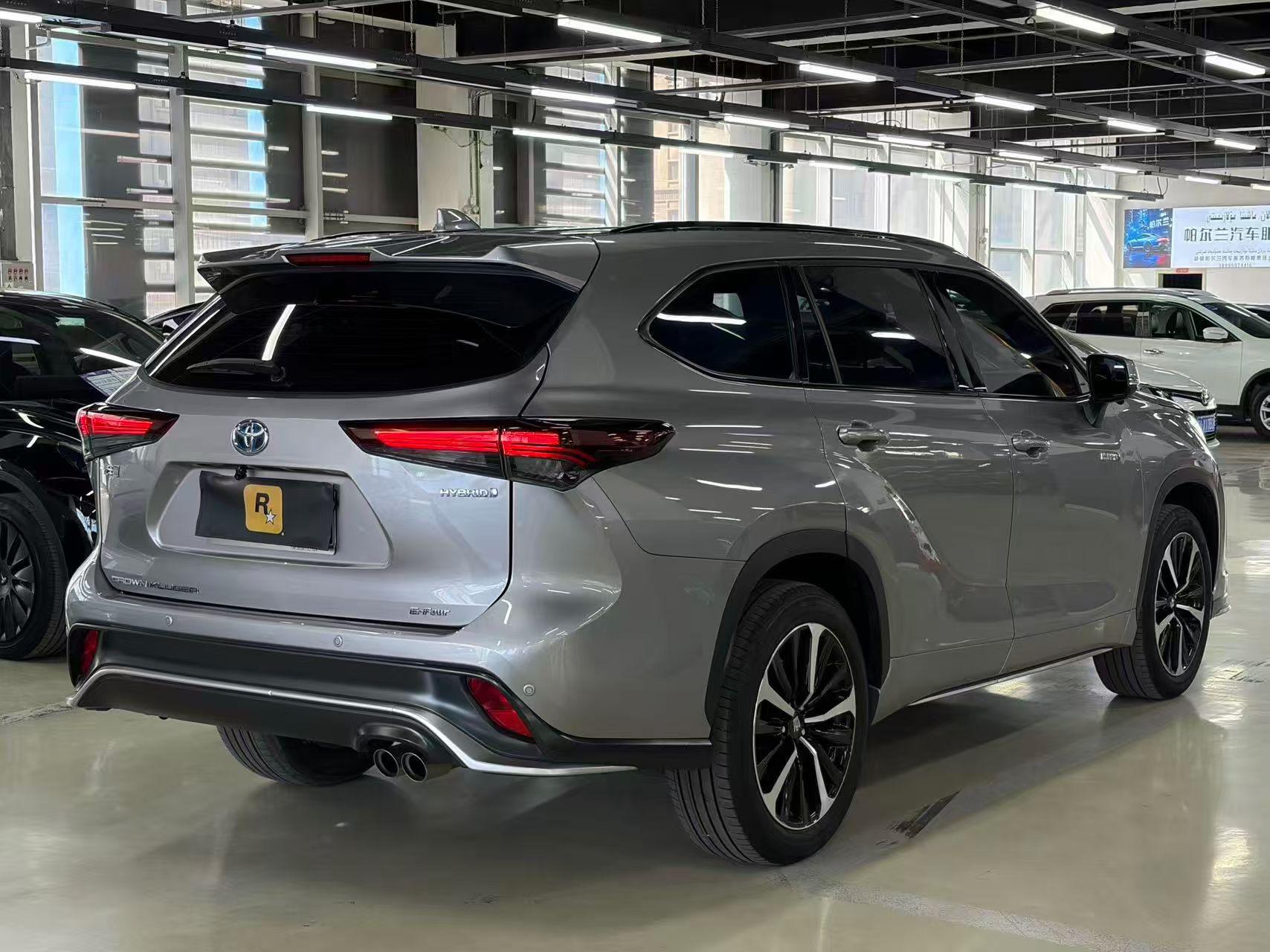Toyota Crown 2024, фото 9