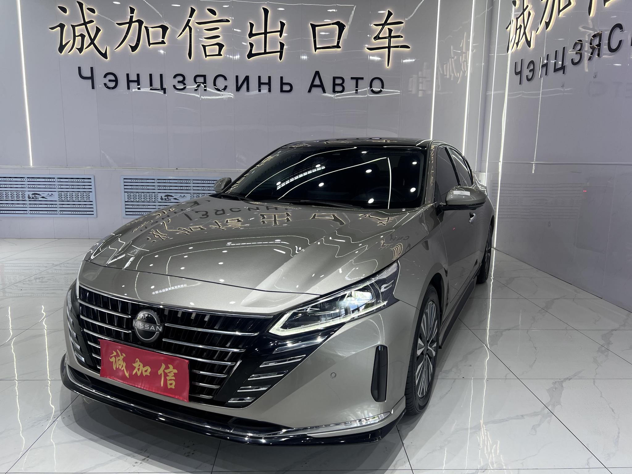 Nissan Teana 2022, 2 л, вариатор (CVT), передний, пробег 7 700 км — авто из Китая с пробегом