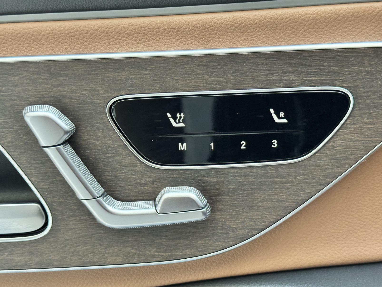 Mercedes-Benz E-Class 2024, фото 12